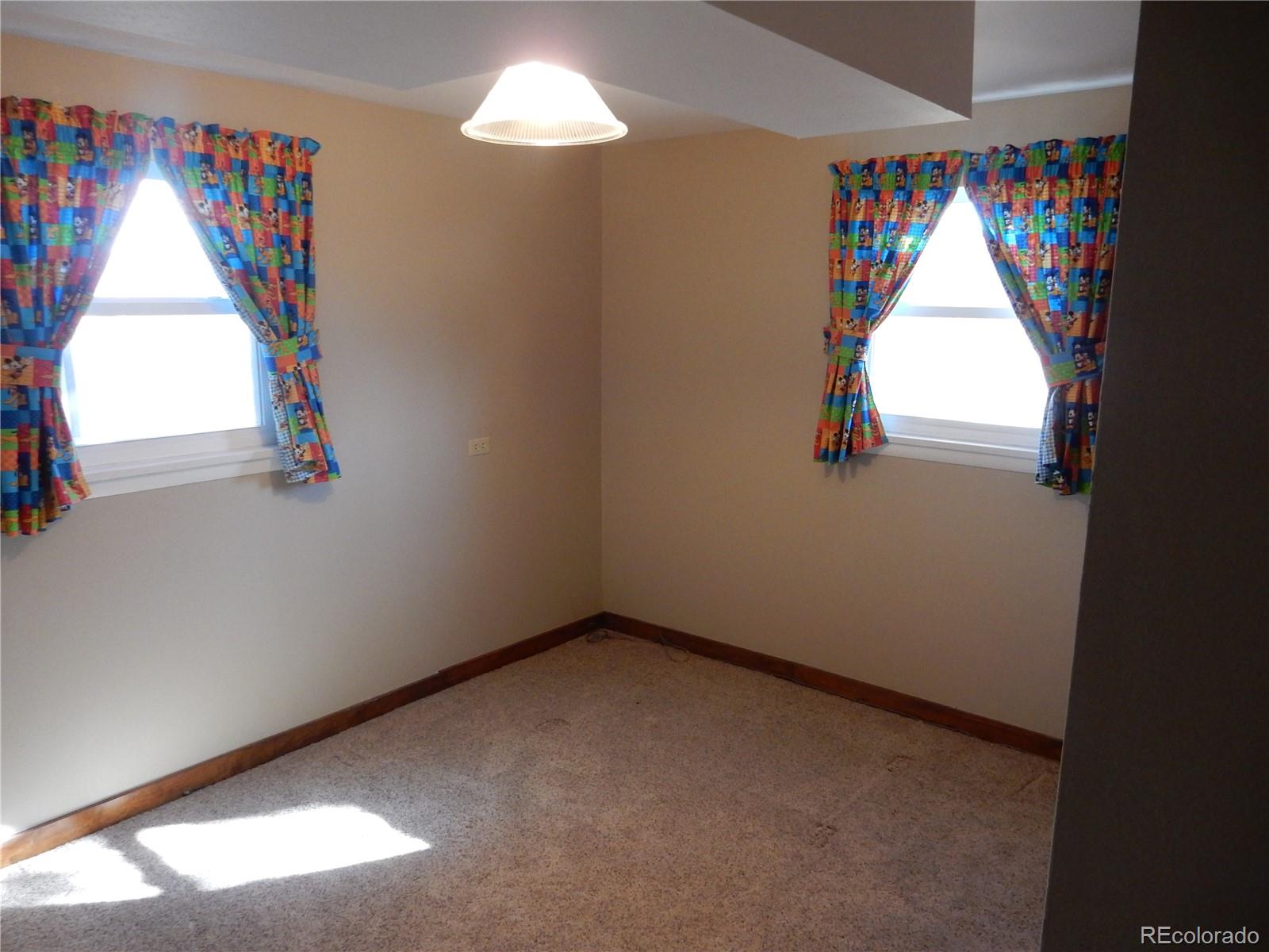 19200 Smith Road, Aurora, CO 80011, 4 Bedrooms Bedrooms, ,3 BathroomsBathrooms,Residential,For Sale,Smith,REC6557742