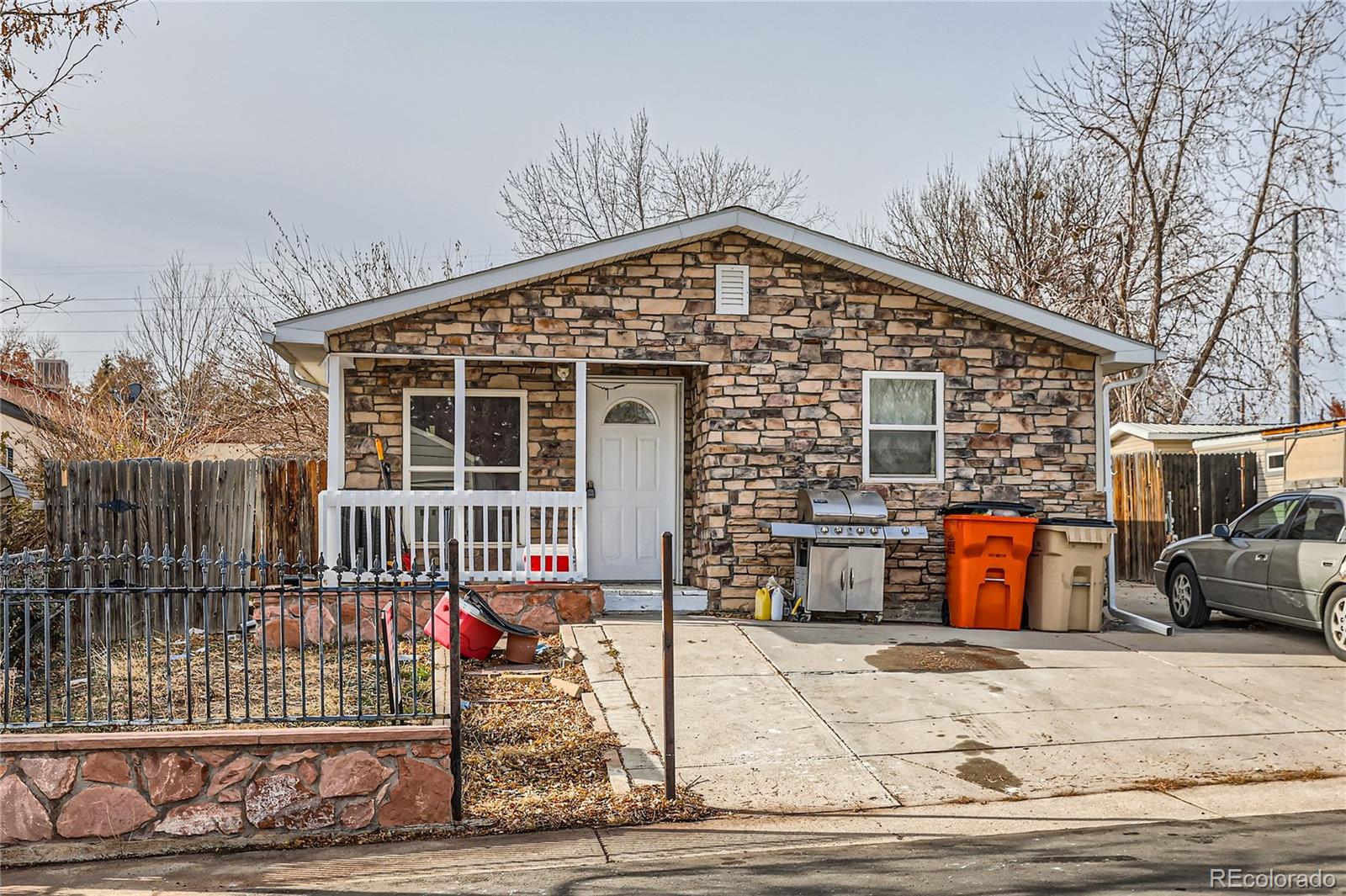 9065 Mandel Street, Denver, CO 80260, 3 Bedrooms Bedrooms, ,2 BathroomsBathrooms,Residential,For Sale,Mandel,REC6707787