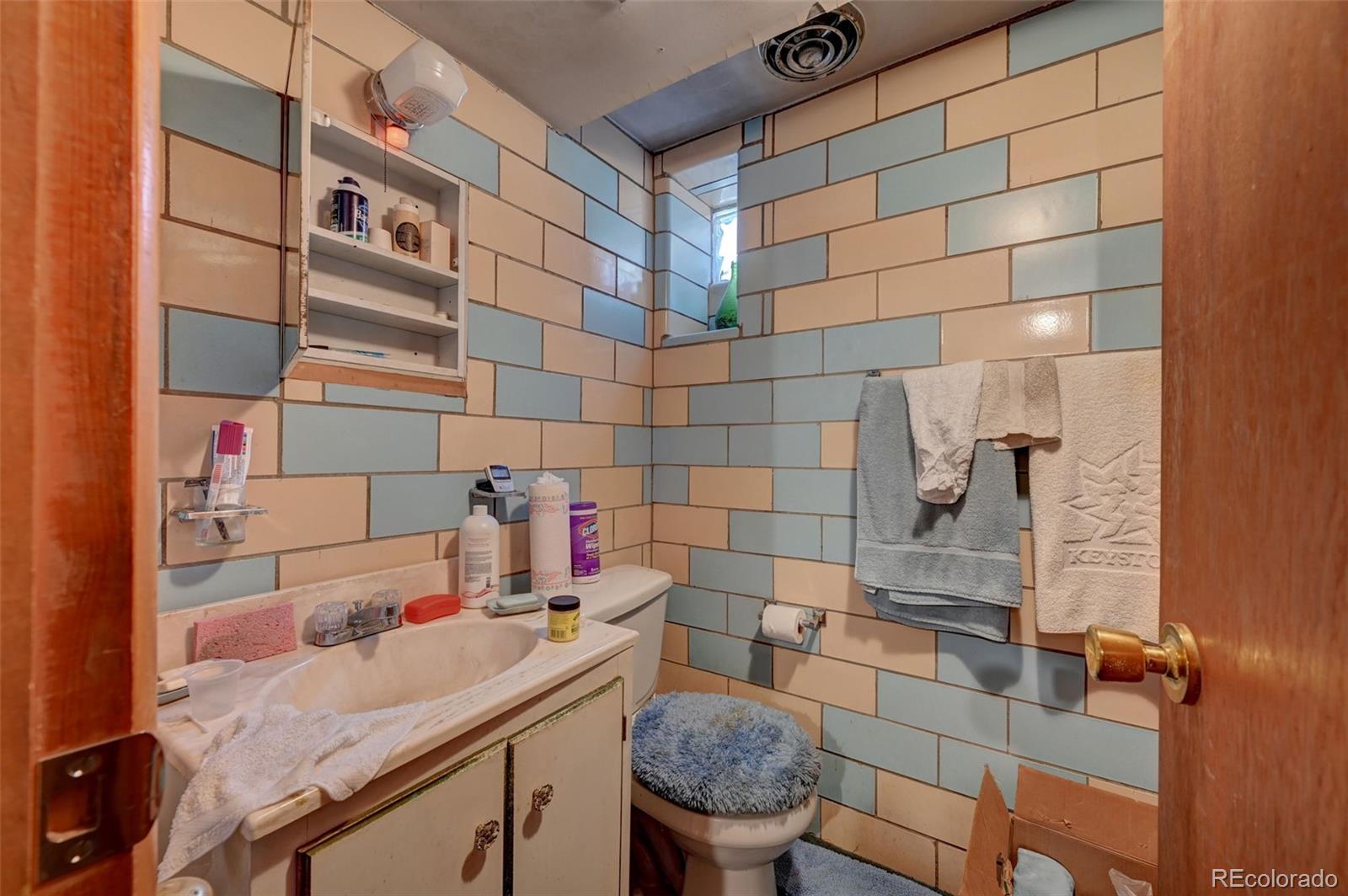 3680 Pontiac Street, Denver, CO 80207, 5 Bedrooms Bedrooms, ,2 BathroomsBathrooms,Residential,For Sale,Pontiac,REC5257596