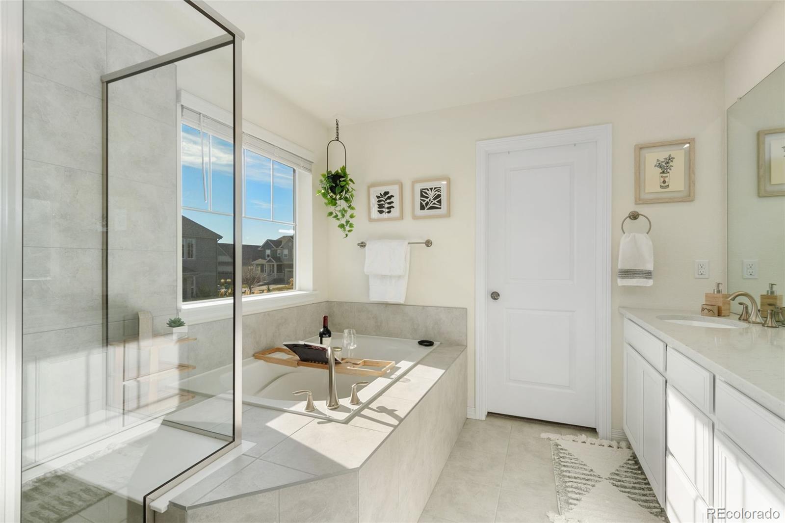 810 Compass Drive, Erie, CO 80516, 5 Bedrooms Bedrooms, ,4 BathroomsBathrooms,Residential,For Sale,Compass,REC1692227