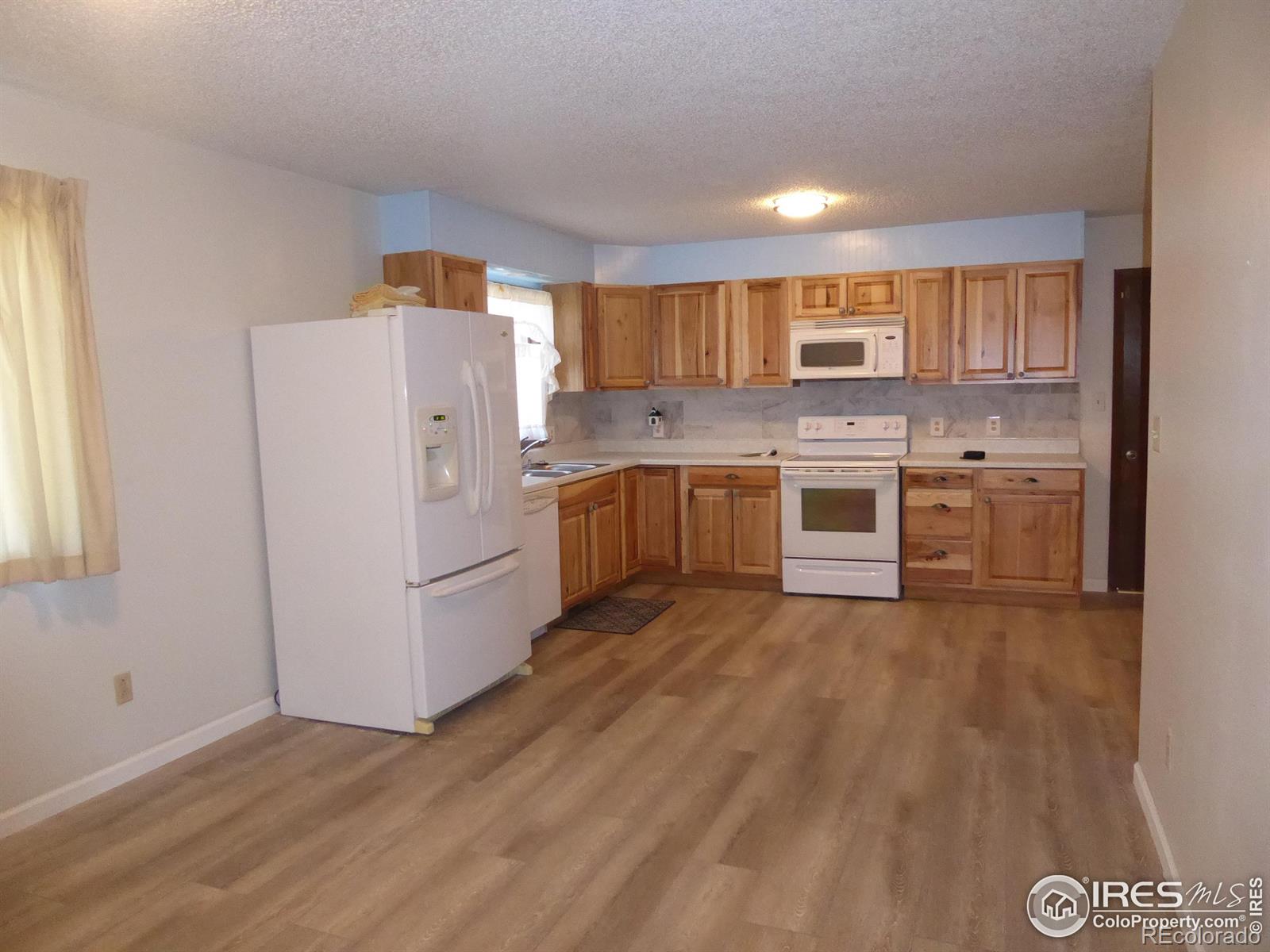 680 Colorado Avenue, Stratton, CO 80836, 3 Bedrooms Bedrooms, ,3 BathroomsBathrooms,Residential,For Sale,Colorado,RECIR1022893