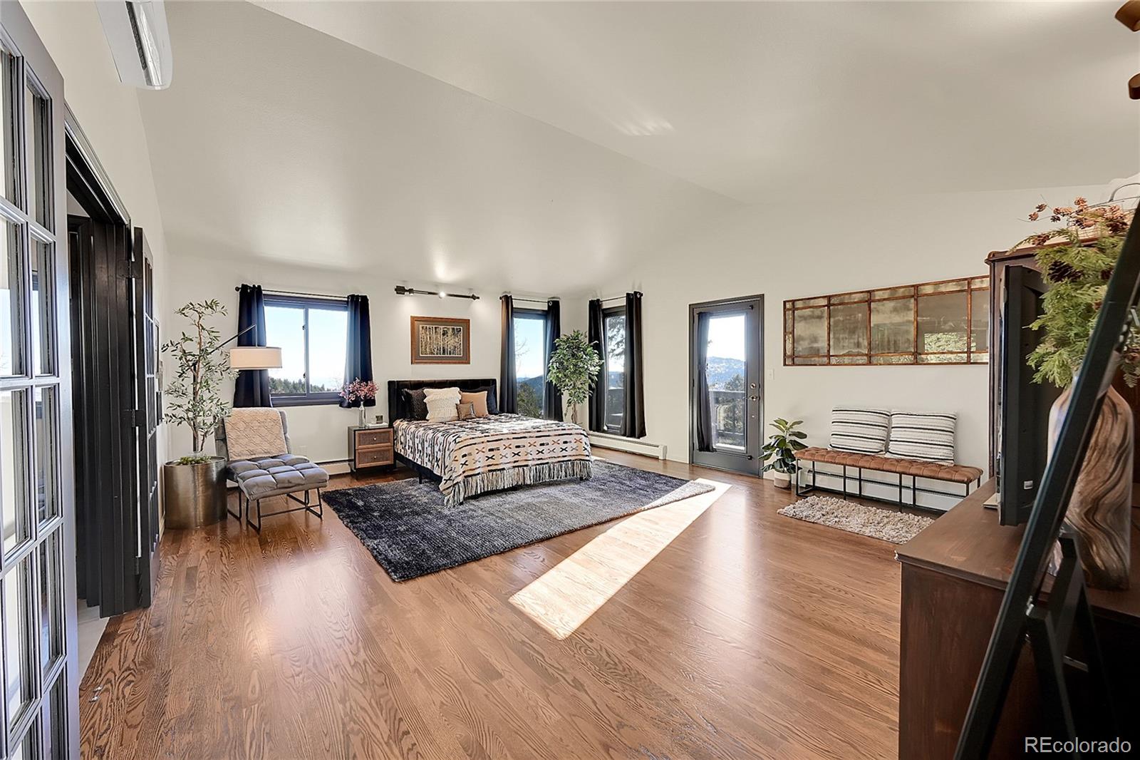 8959 Hillview Road, Morrison, CO 80465, 5 Bedrooms Bedrooms, ,3 BathroomsBathrooms,Residential,For Sale,Hillview,REC4810325