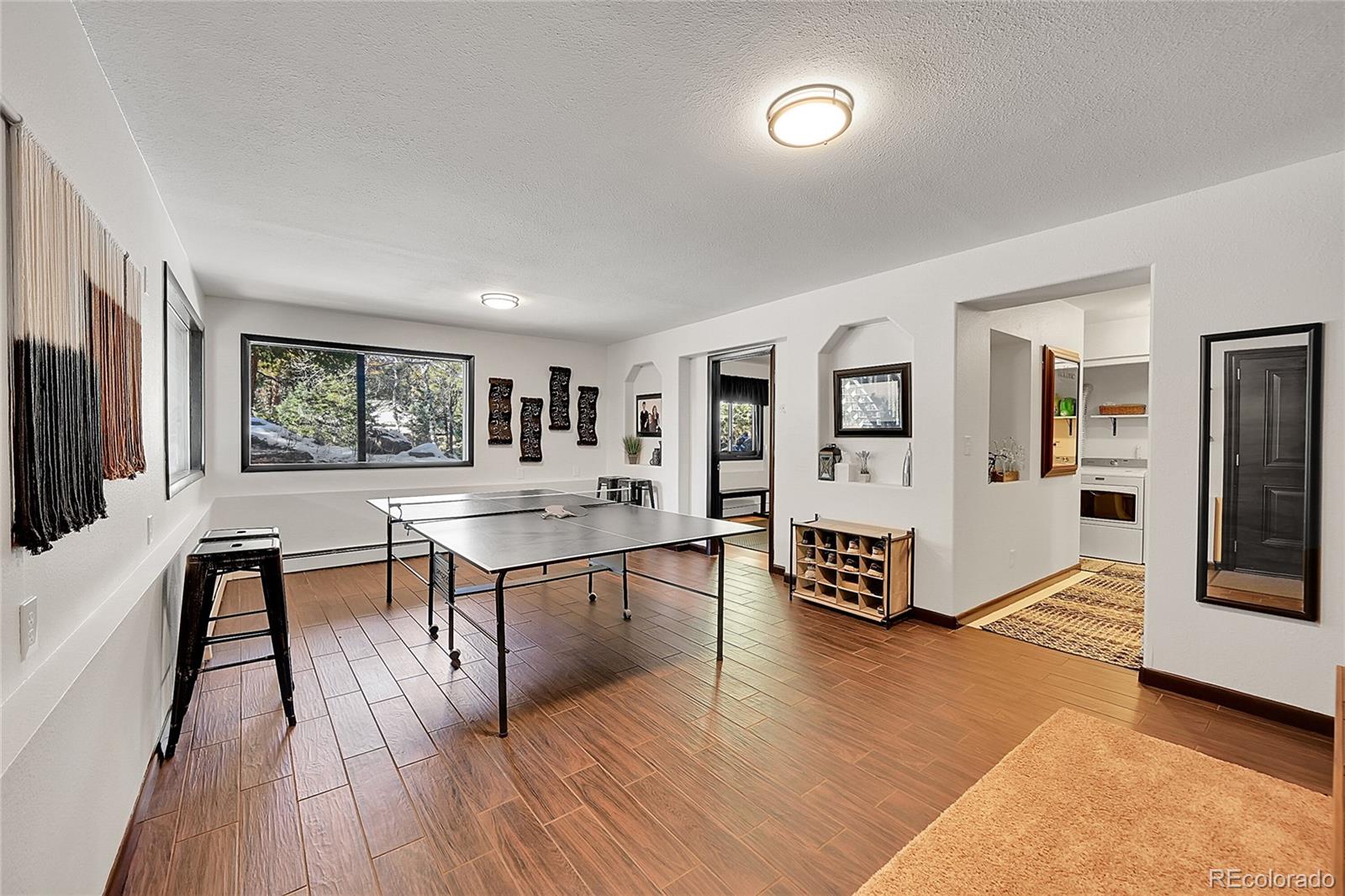 8959 Hillview Road, Morrison, CO 80465, 5 Bedrooms Bedrooms, ,3 BathroomsBathrooms,Residential,For Sale,Hillview,REC4810325