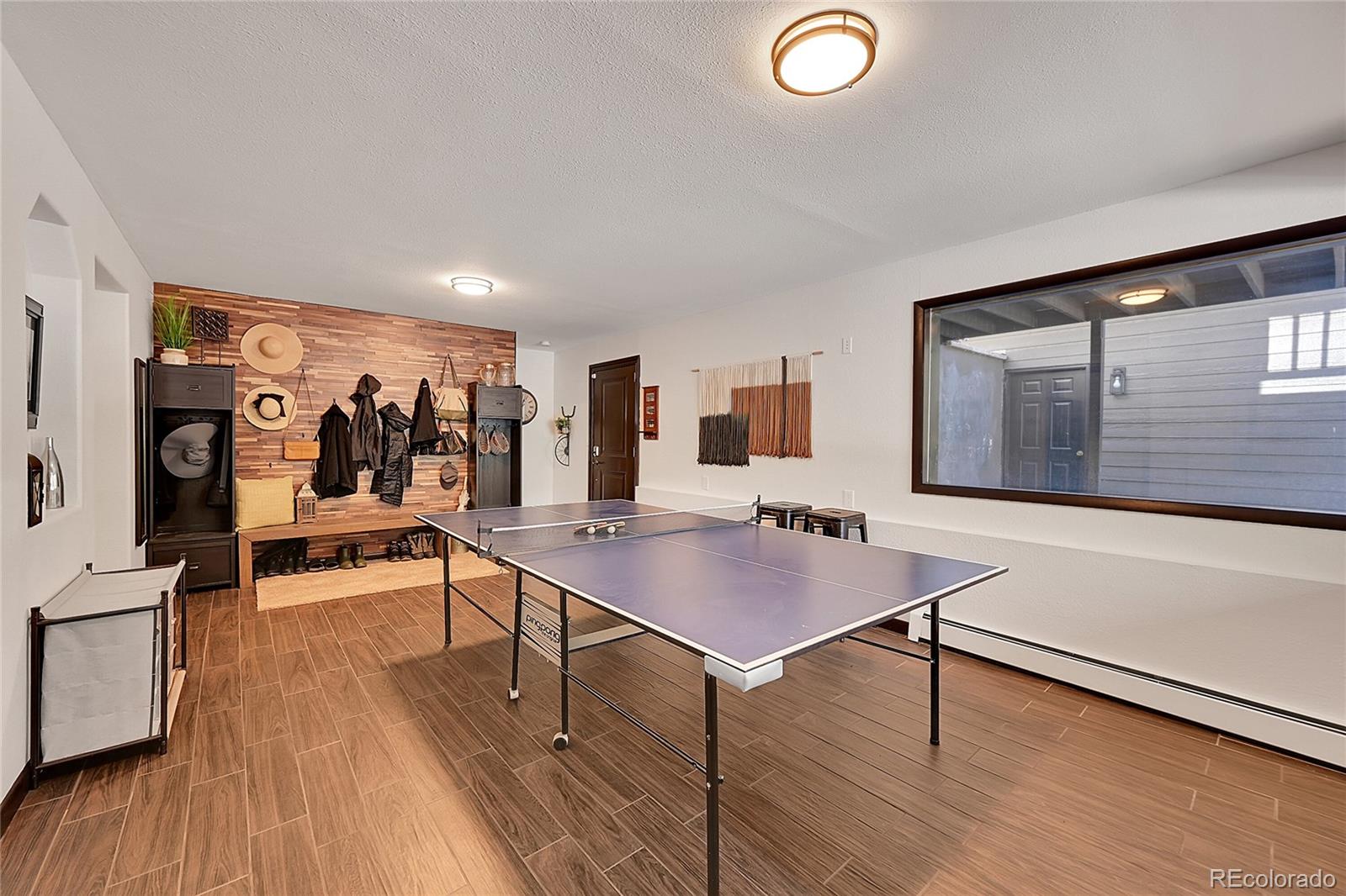 8959 Hillview Road, Morrison, CO 80465, 5 Bedrooms Bedrooms, ,3 BathroomsBathrooms,Residential,For Sale,Hillview,REC4810325