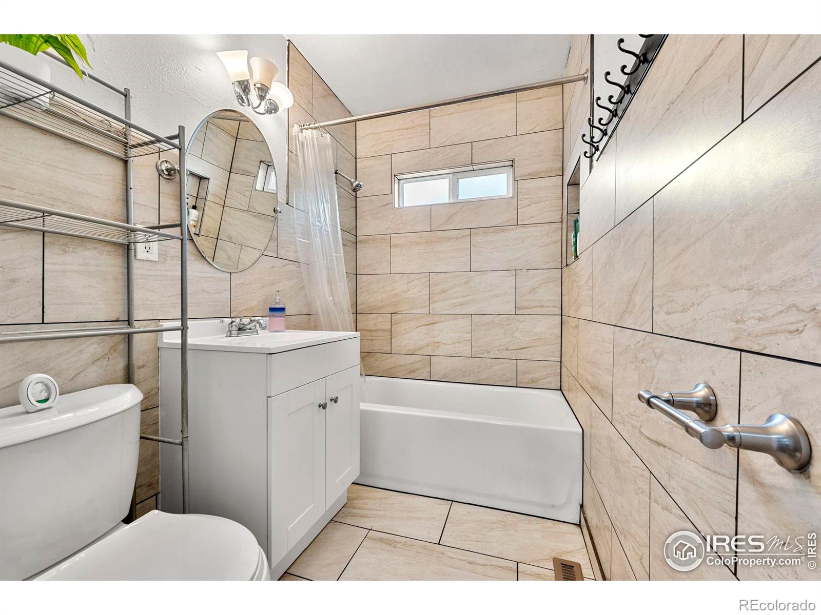 415 12th Street, Greeley, CO 80631, 3 Bedrooms Bedrooms, ,1 BathroomBathrooms,Residential,For Sale,12th,RECIR1022069