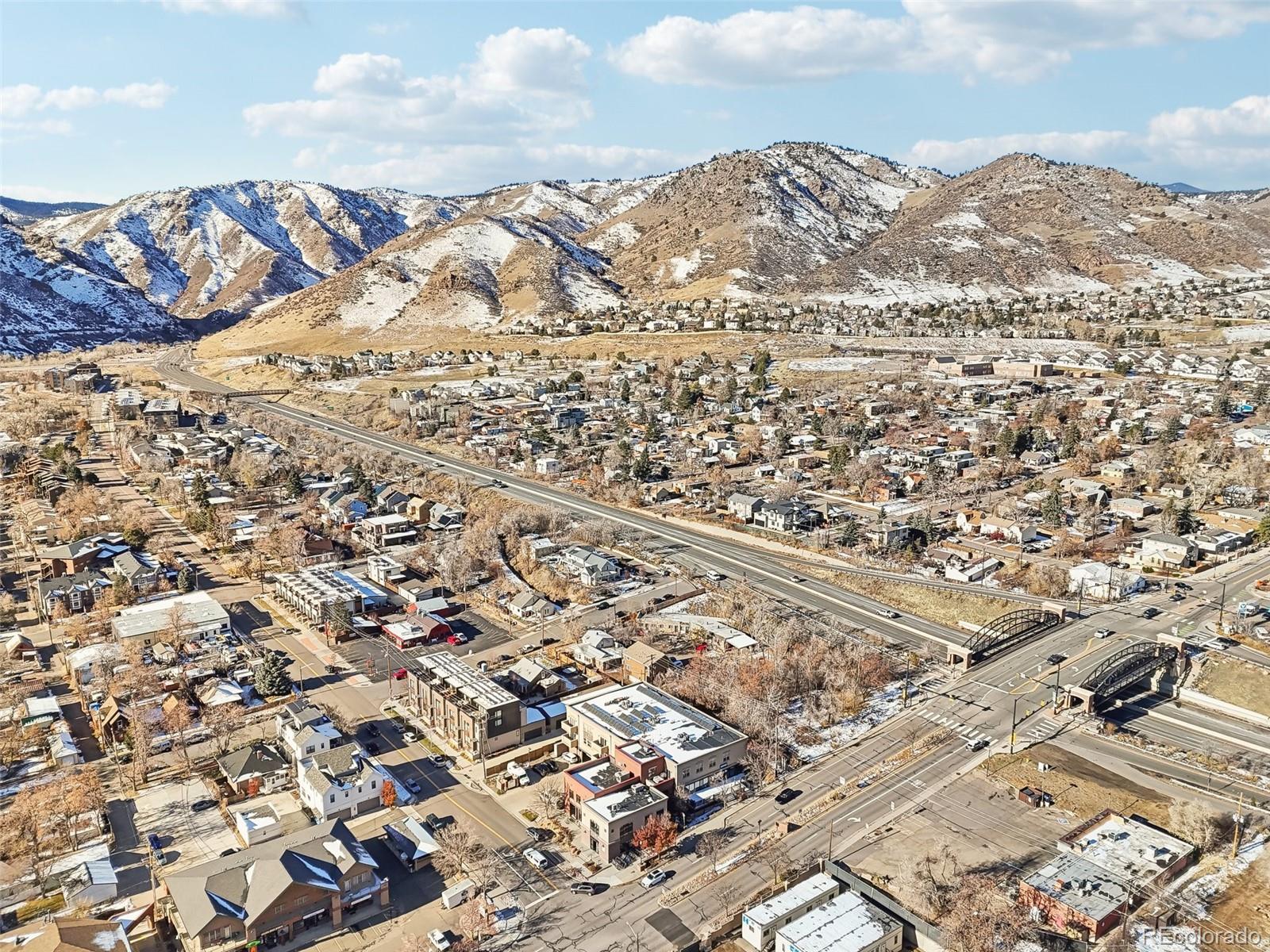 722 Washington Avenue #201, Golden, CO 80401, 2 Bedrooms Bedrooms, ,2 BathroomsBathrooms,Residential,For Sale,Washington,REC5578039