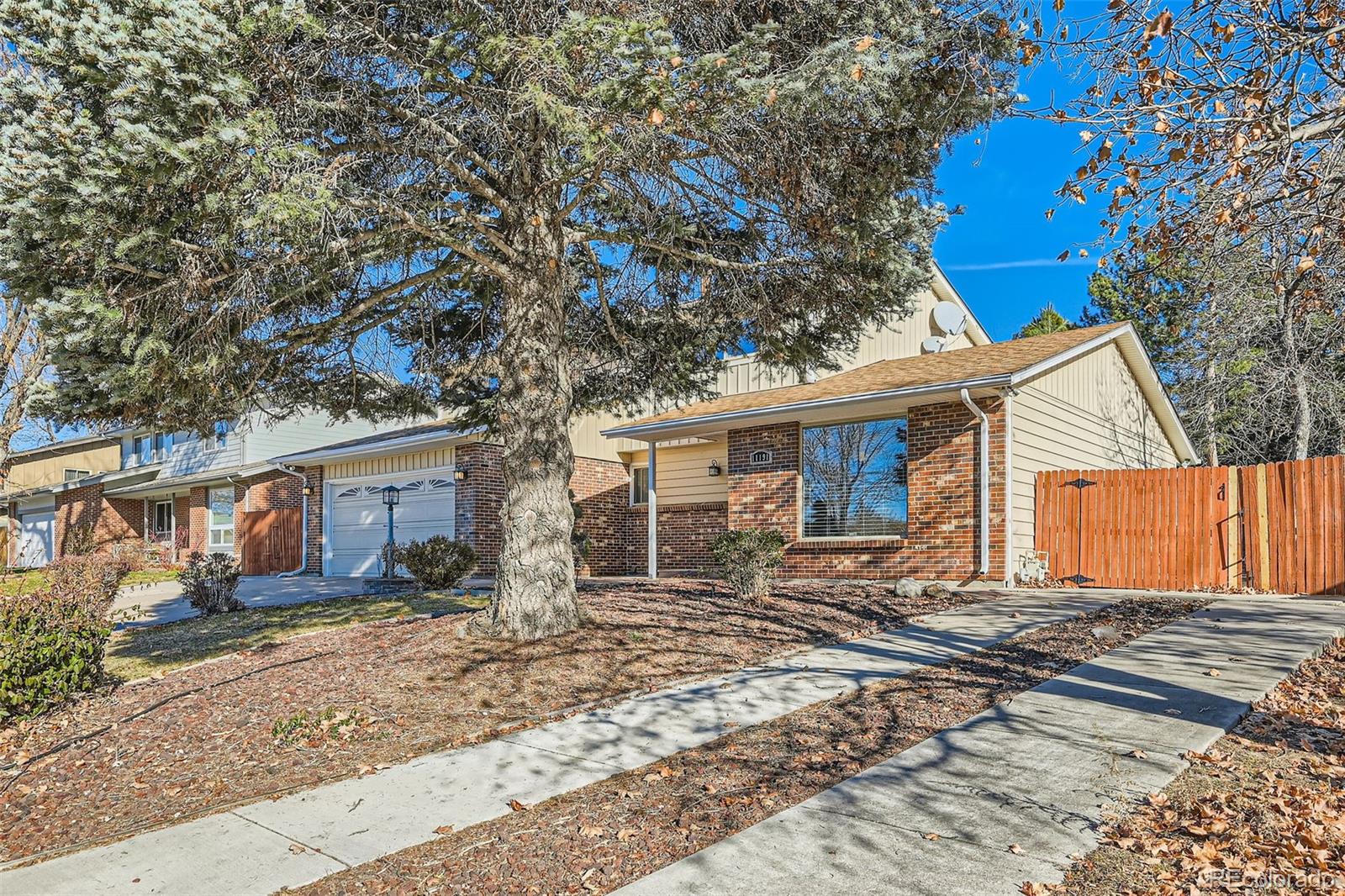 11191 Harvard Drive, Aurora, CO 80014, 5 Bedrooms Bedrooms, ,4 BathroomsBathrooms,Residential,For Sale,Harvard,REC5698716