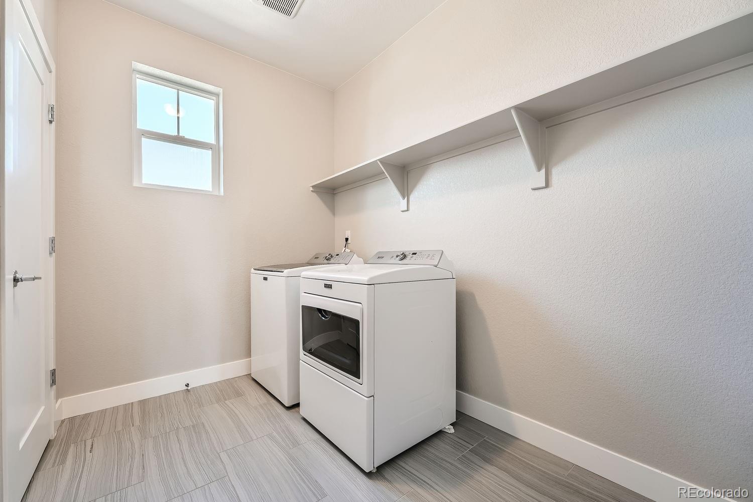 7060 Uriah Street, Aurora, CO 80016, 5 Bedrooms Bedrooms, ,4 BathroomsBathrooms,Residential,For Sale,Uriah,REC8927441