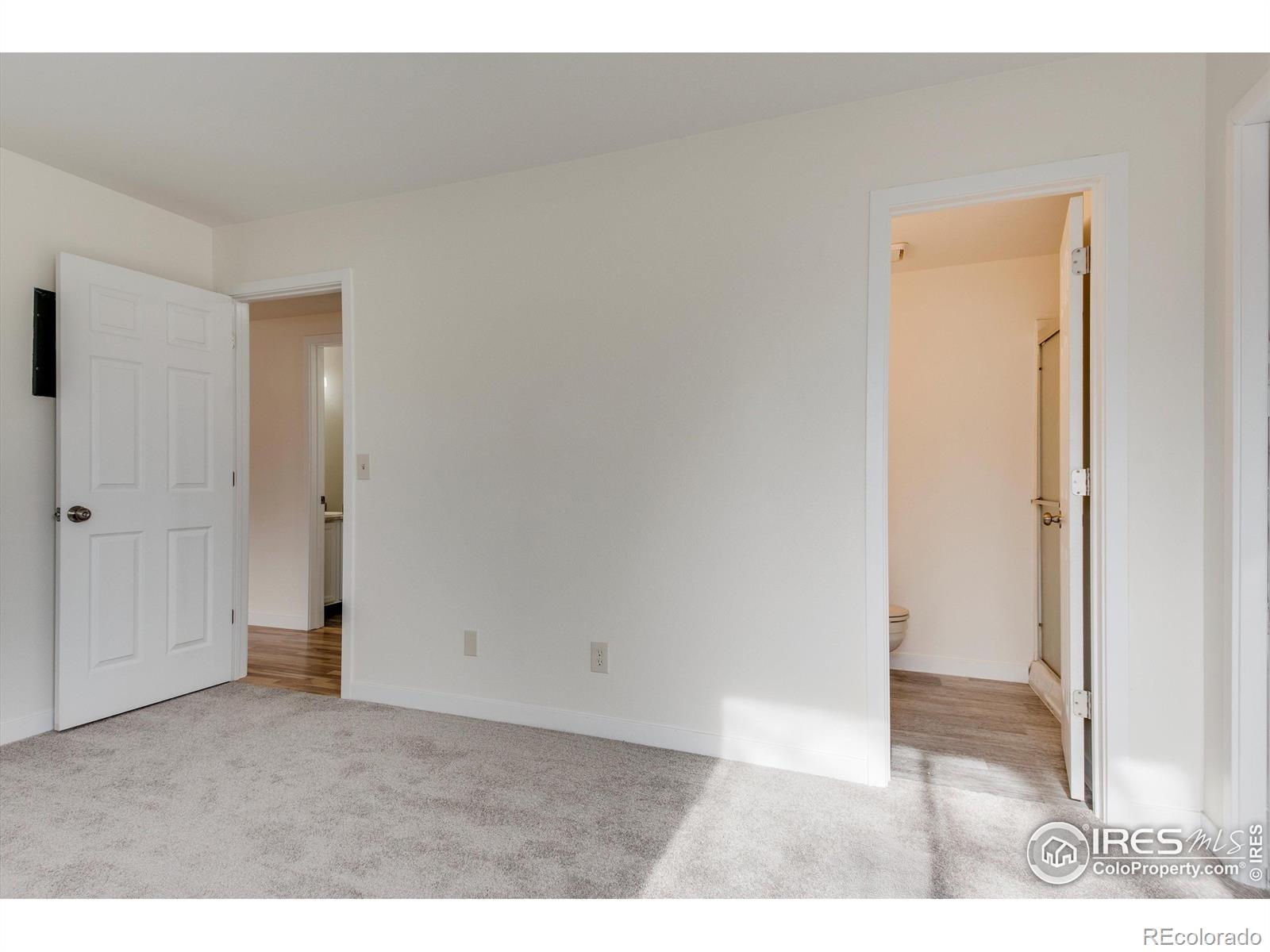 50 19th Avenue #1, Longmont, CO 80501, 2 Bedrooms Bedrooms, ,2 BathroomsBathrooms,Residential,For Sale,19th,RECIR1011972