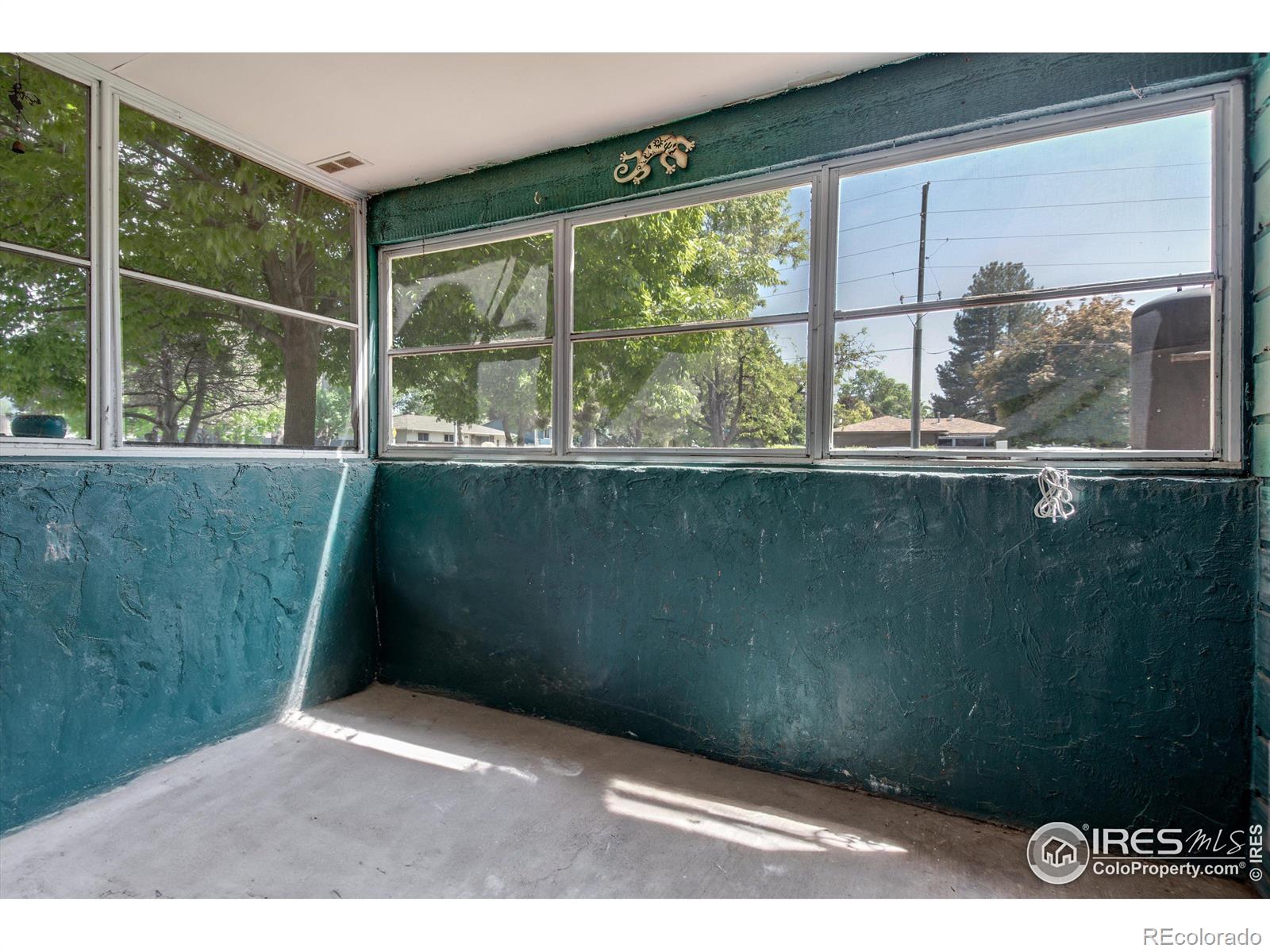 50 19th Avenue #1, Longmont, CO 80501, 2 Bedrooms Bedrooms, ,2 BathroomsBathrooms,Residential,For Sale,19th,RECIR1011972