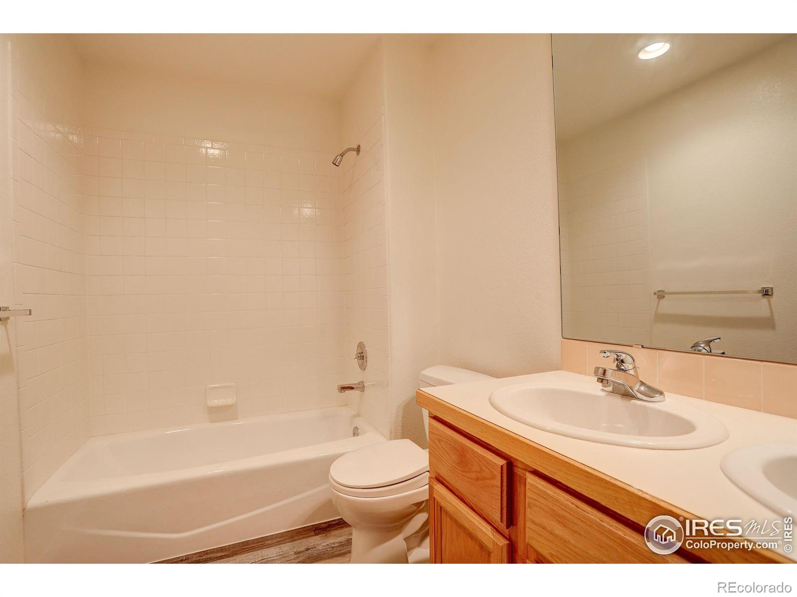 573 Flying Jib Court, Lafayette, CO 80026, 6 Bedrooms Bedrooms, ,4 BathroomsBathrooms,Residential,For Sale,Flying Jib,RECIR1017227