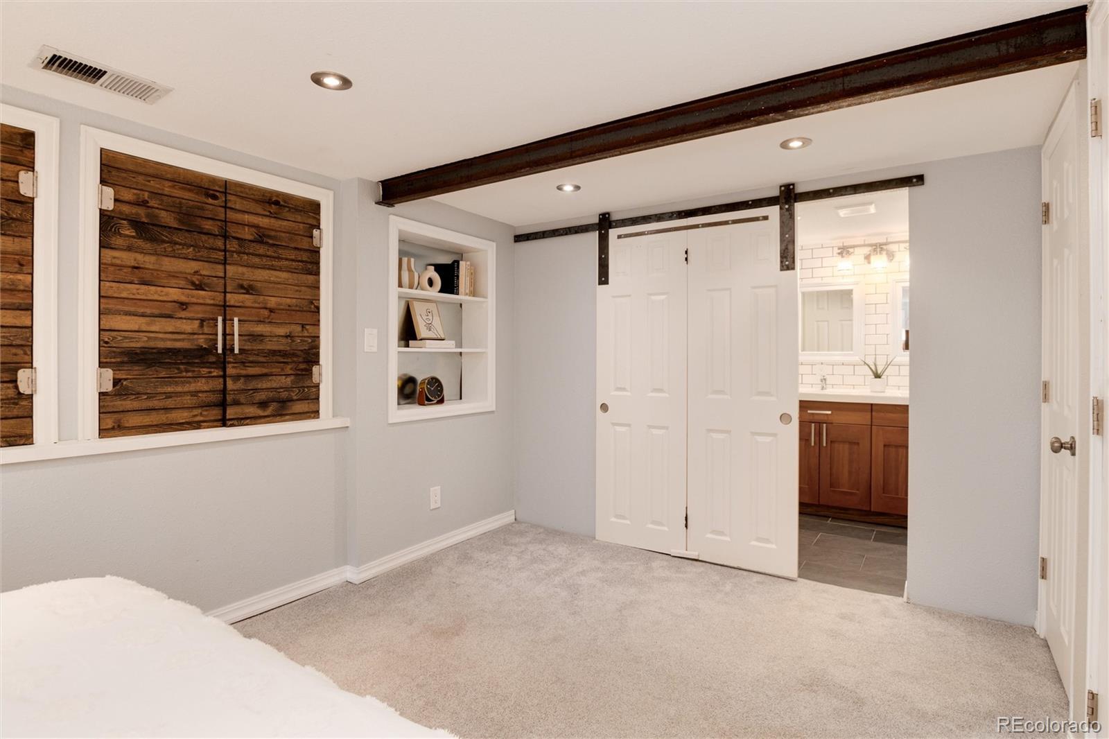 2301 Yale Avenue, Denver, CO 80210, 3 Bedrooms Bedrooms, ,2 BathroomsBathrooms,Residential,For Sale,Yale,REC4746637