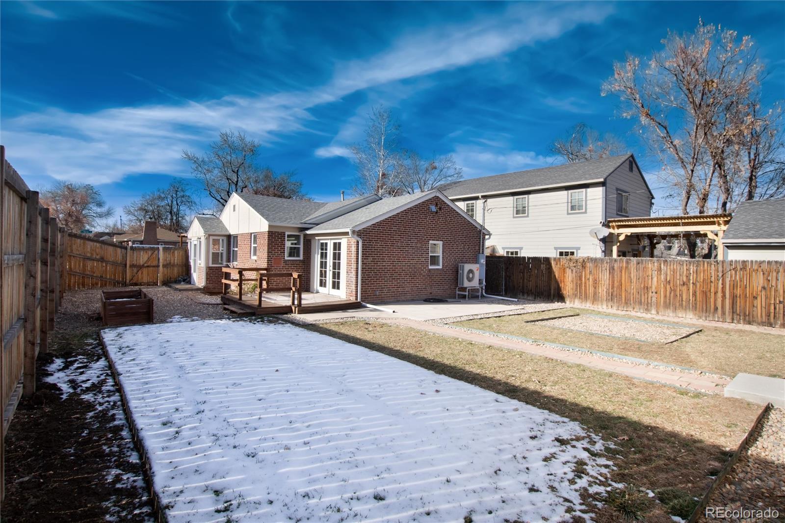 2301 Yale Avenue, Denver, CO 80210, 3 Bedrooms Bedrooms, ,2 BathroomsBathrooms,Residential,For Sale,Yale,REC4746637