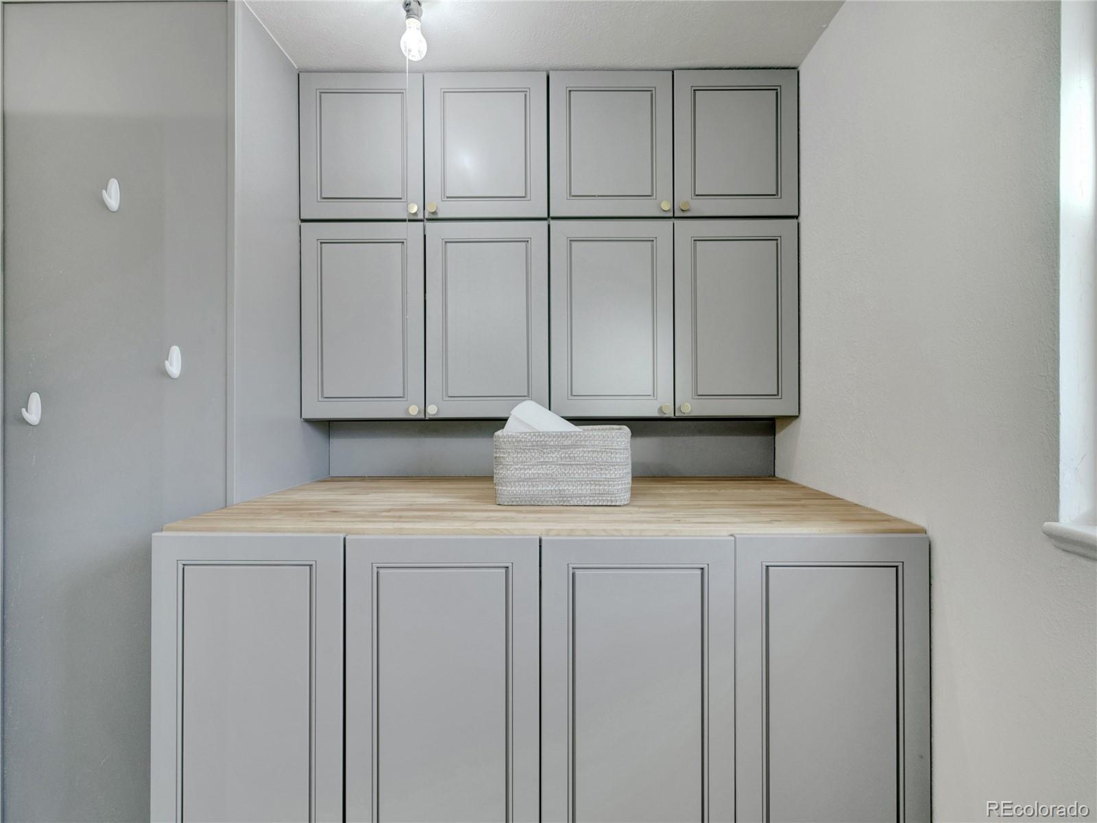 8834 E Radcliff Avenue, Denver, CO 80237, 4 Bedrooms Bedrooms, ,3 BathroomsBathrooms,Residential,For Sale,Radcliff,REC7649297