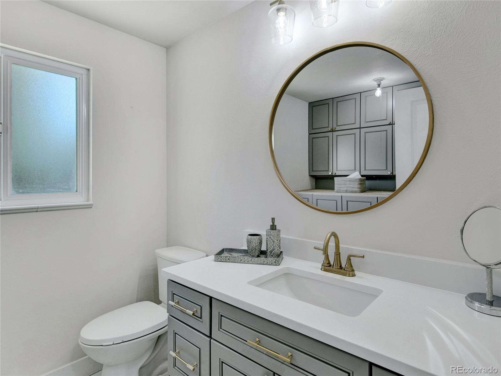 8834 E Radcliff Avenue, Denver, CO 80237, 4 Bedrooms Bedrooms, ,3 BathroomsBathrooms,Residential,For Sale,Radcliff,REC7649297