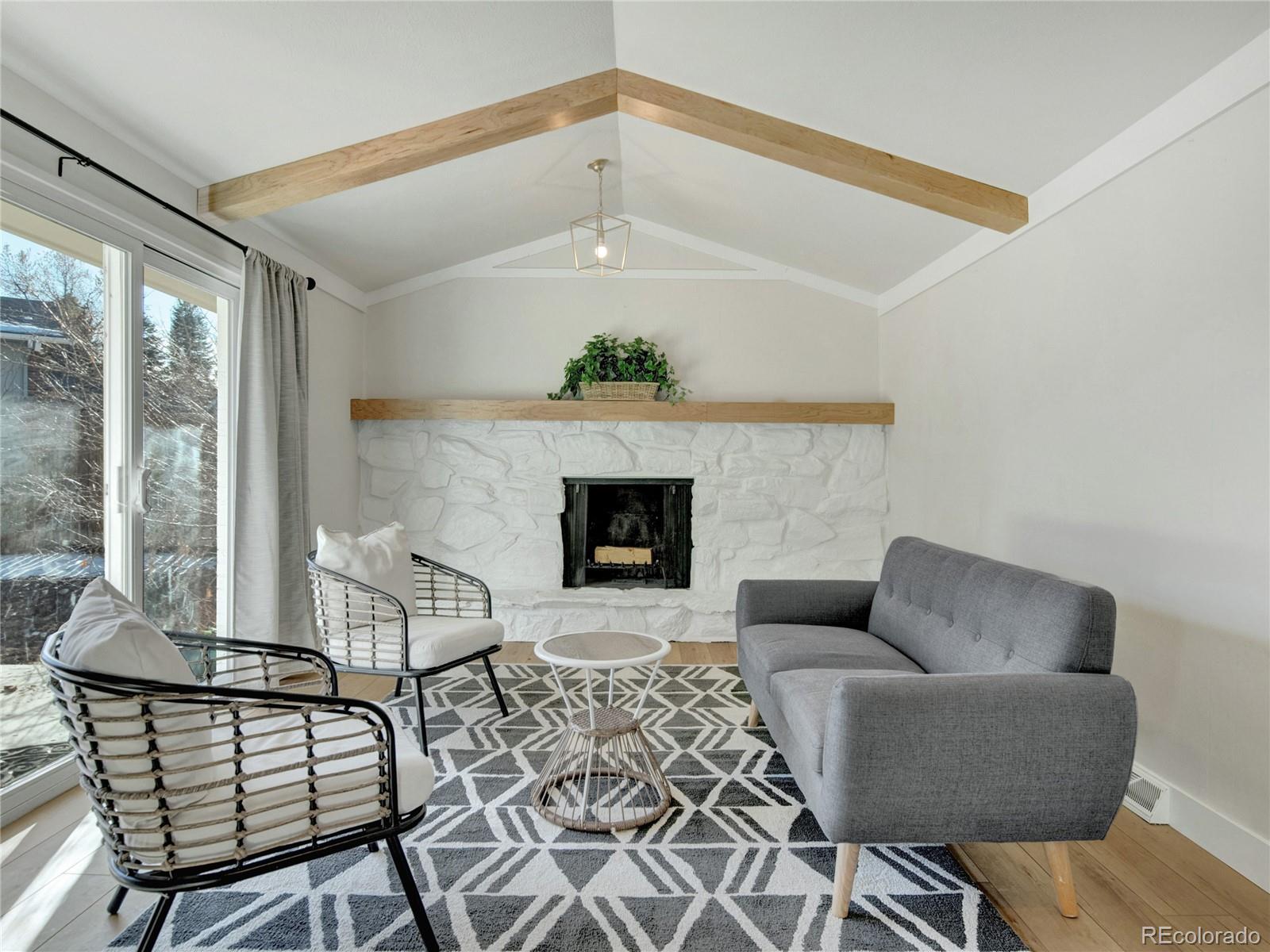 8834 E Radcliff Avenue, Denver, CO 80237, 4 Bedrooms Bedrooms, ,3 BathroomsBathrooms,Residential,For Sale,Radcliff,REC7649297