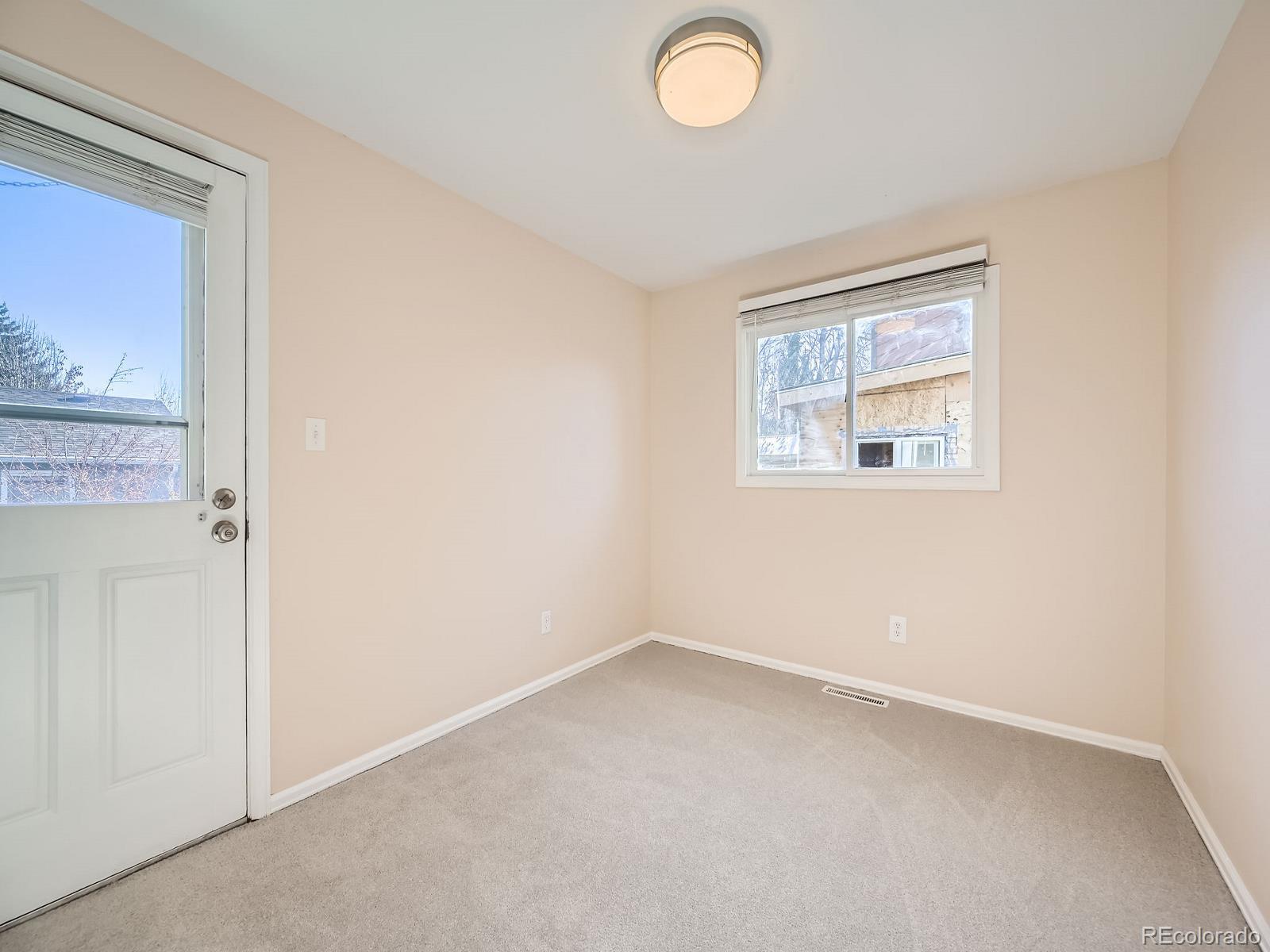 1918 Lincoln Street, Longmont, CO 80501, 5 Bedrooms Bedrooms, ,3 BathroomsBathrooms,Residential,For Sale,Lincoln,REC3229379