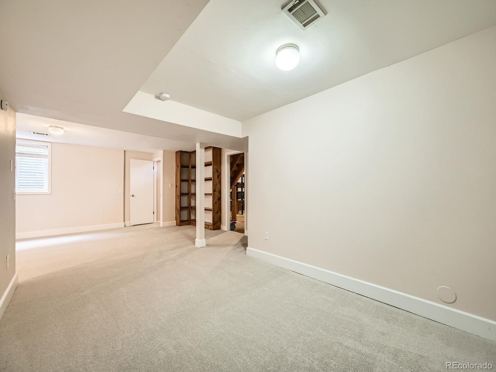 1918 Lincoln Street, Longmont, CO 80501, 5 Bedrooms Bedrooms, ,3 BathroomsBathrooms,Residential,For Sale,Lincoln,REC3229379