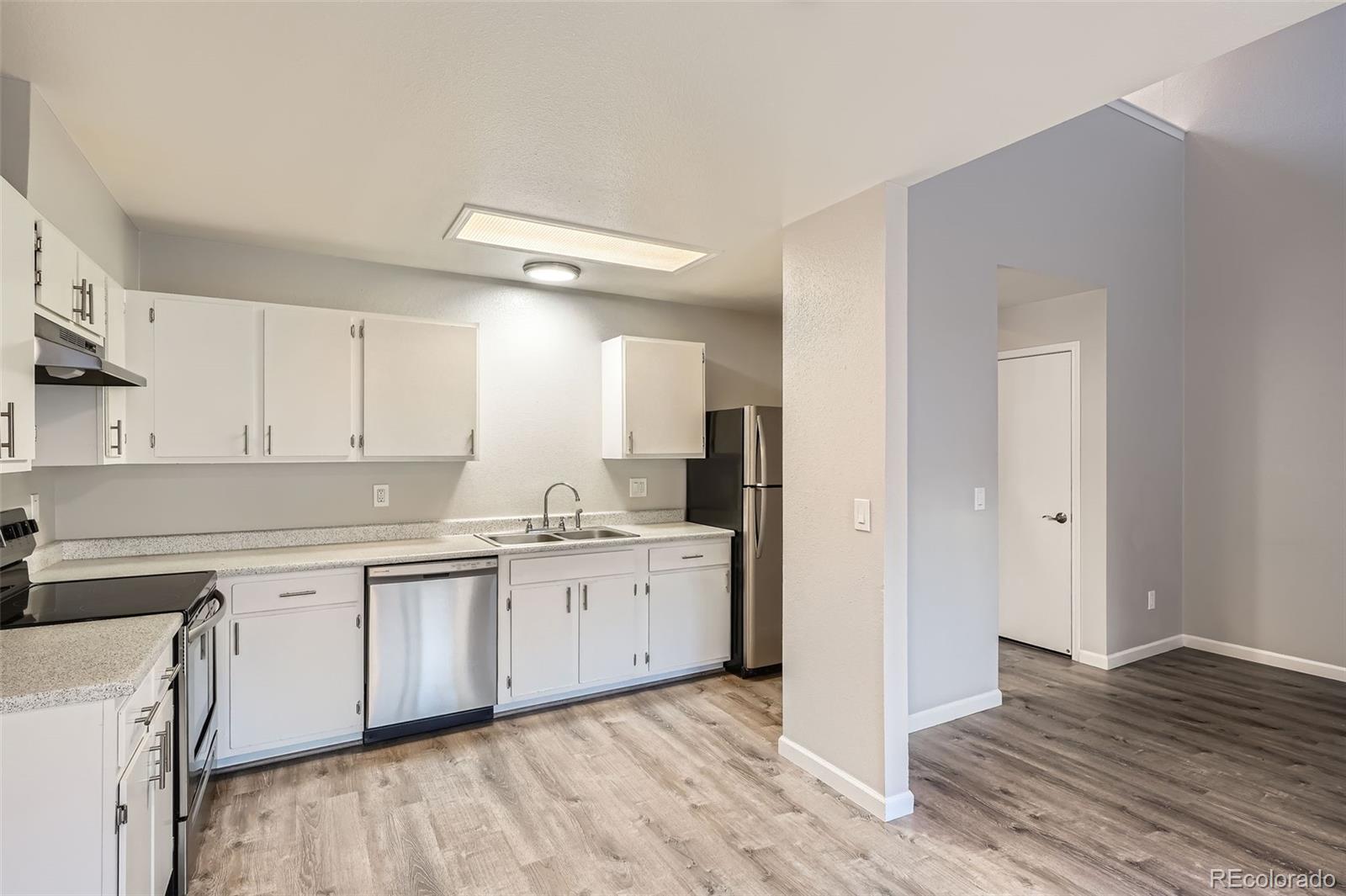 3923 121st Avenue, Thornton, CO 80241, 2 Bedrooms Bedrooms, ,2 BathroomsBathrooms,Residential,For Sale,121st,REC8254915