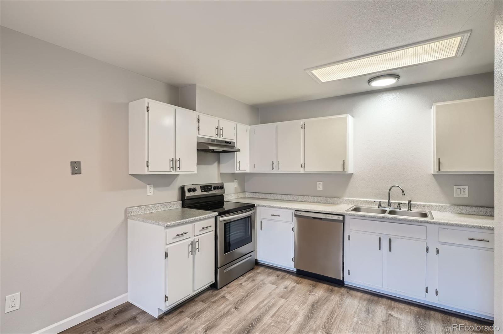 3923 121st Avenue, Thornton, CO 80241, 2 Bedrooms Bedrooms, ,2 BathroomsBathrooms,Residential,For Sale,121st,REC8254915