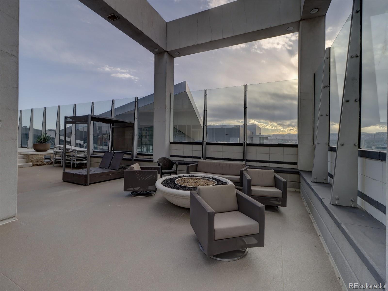 891 14th Street #1612, Denver, CO 80202, 1 Bedroom Bedrooms, ,1 BathroomBathrooms,Residential,For Sale,SPIRE DENVER,14th,REC6481569