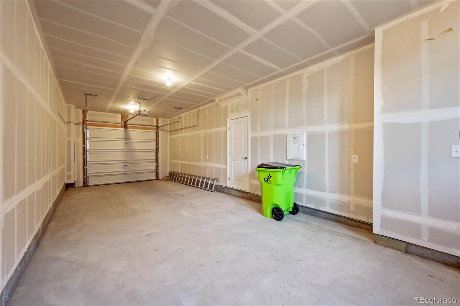 8421 Galvani Trail #E, Littleton, CO 80129, 2 Bedrooms Bedrooms, ,3 BathroomsBathrooms,Residential,For Sale,Galvani,REC9594154