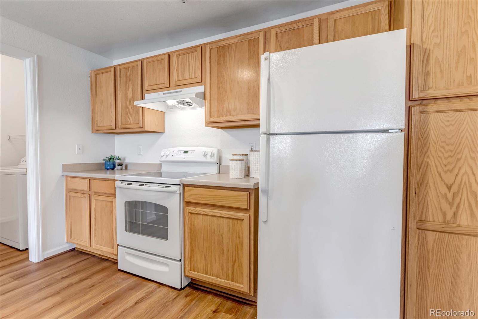 5726 Genoa Way #10-106, Aurora, CO 80019, 2 Bedrooms Bedrooms, ,2 BathroomsBathrooms,Residential,For Sale,Genoa,REC9055029