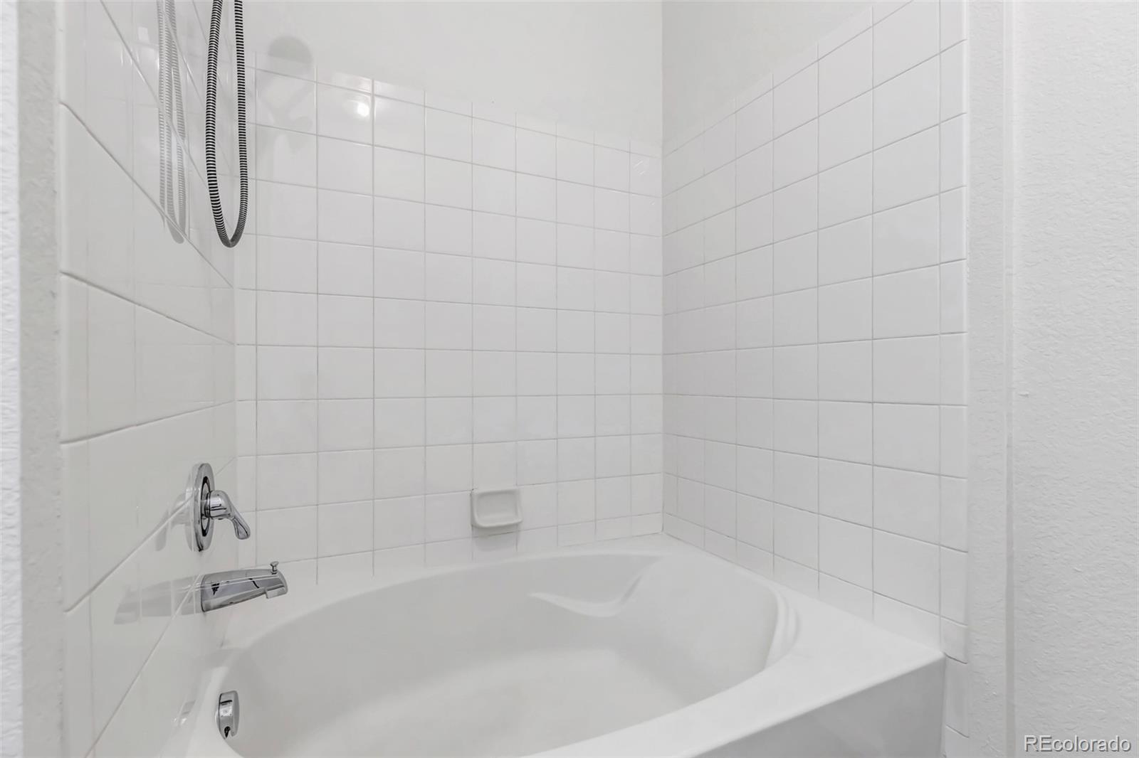 5726 Genoa Way #10-106, Aurora, CO 80019, 2 Bedrooms Bedrooms, ,2 BathroomsBathrooms,Residential,For Sale,Genoa,REC9055029