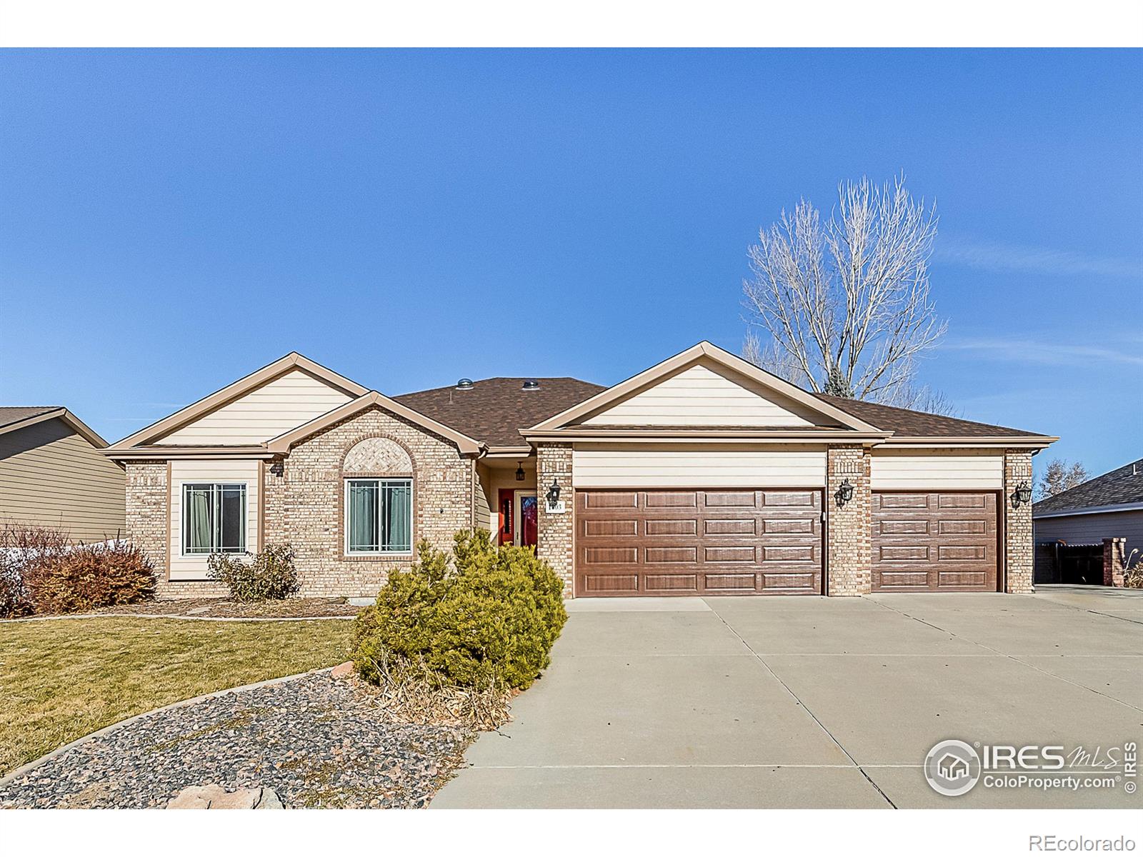 1003 4th Street, Johnstown, CO 80534, 4 Bedrooms Bedrooms, ,3 BathroomsBathrooms,Residential,For Sale,4th,RECIR1023071