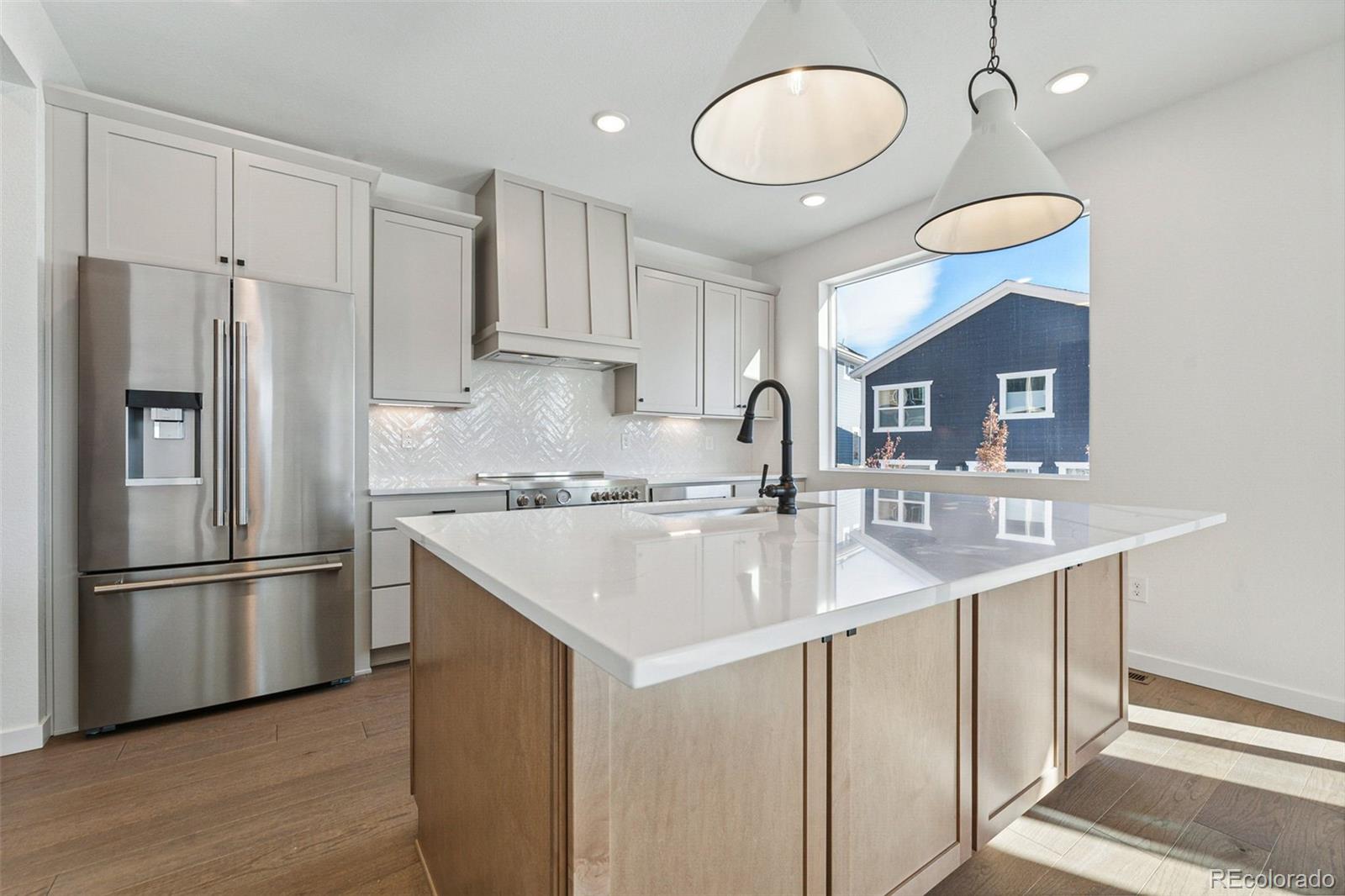 924 Sunflower Street, Louisville, CO 80027, 5 Bedrooms Bedrooms, ,5 BathroomsBathrooms,Residential,For Sale,Sunflower,REC4114894
