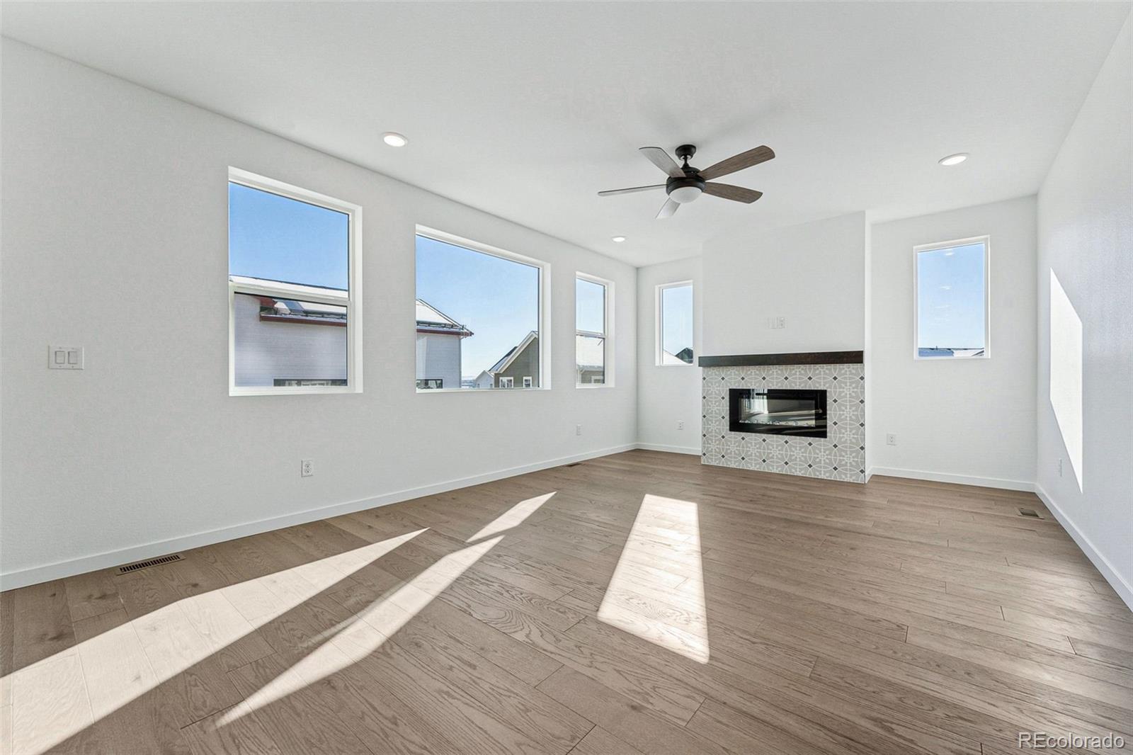 924 Sunflower Street, Louisville, CO 80027, 5 Bedrooms Bedrooms, ,5 BathroomsBathrooms,Residential,For Sale,Sunflower,REC4114894