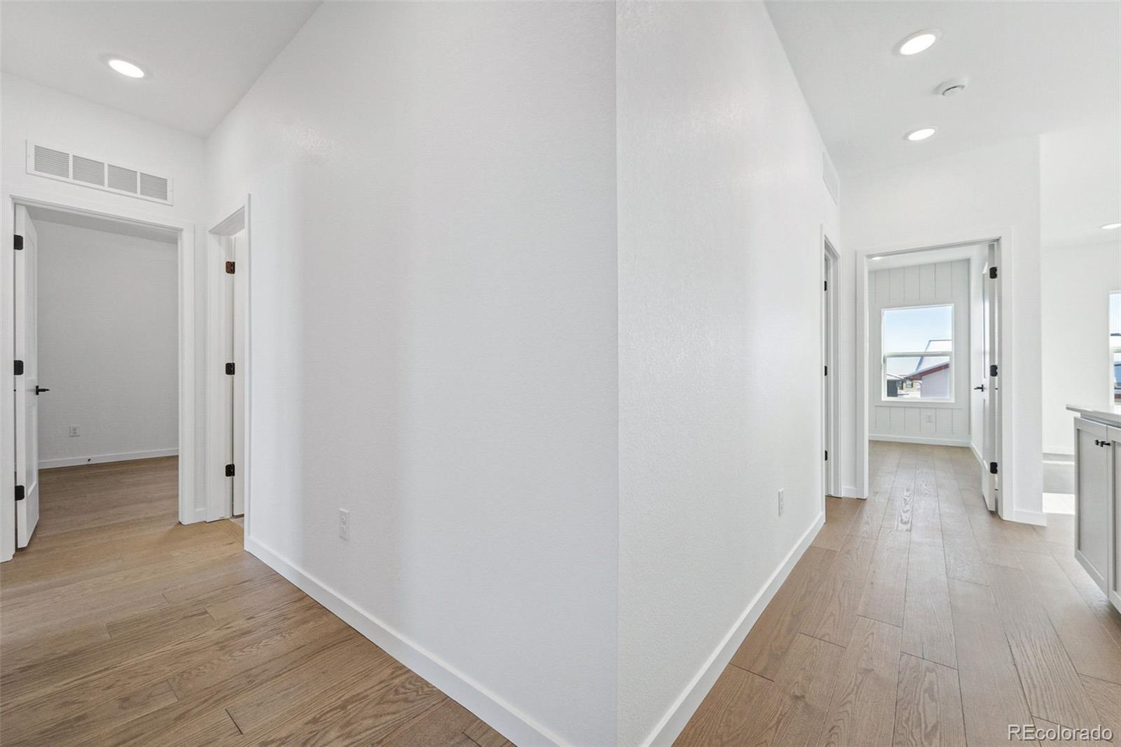 924 Sunflower Street, Louisville, CO 80027, 5 Bedrooms Bedrooms, ,5 BathroomsBathrooms,Residential,For Sale,Sunflower,REC4114894
