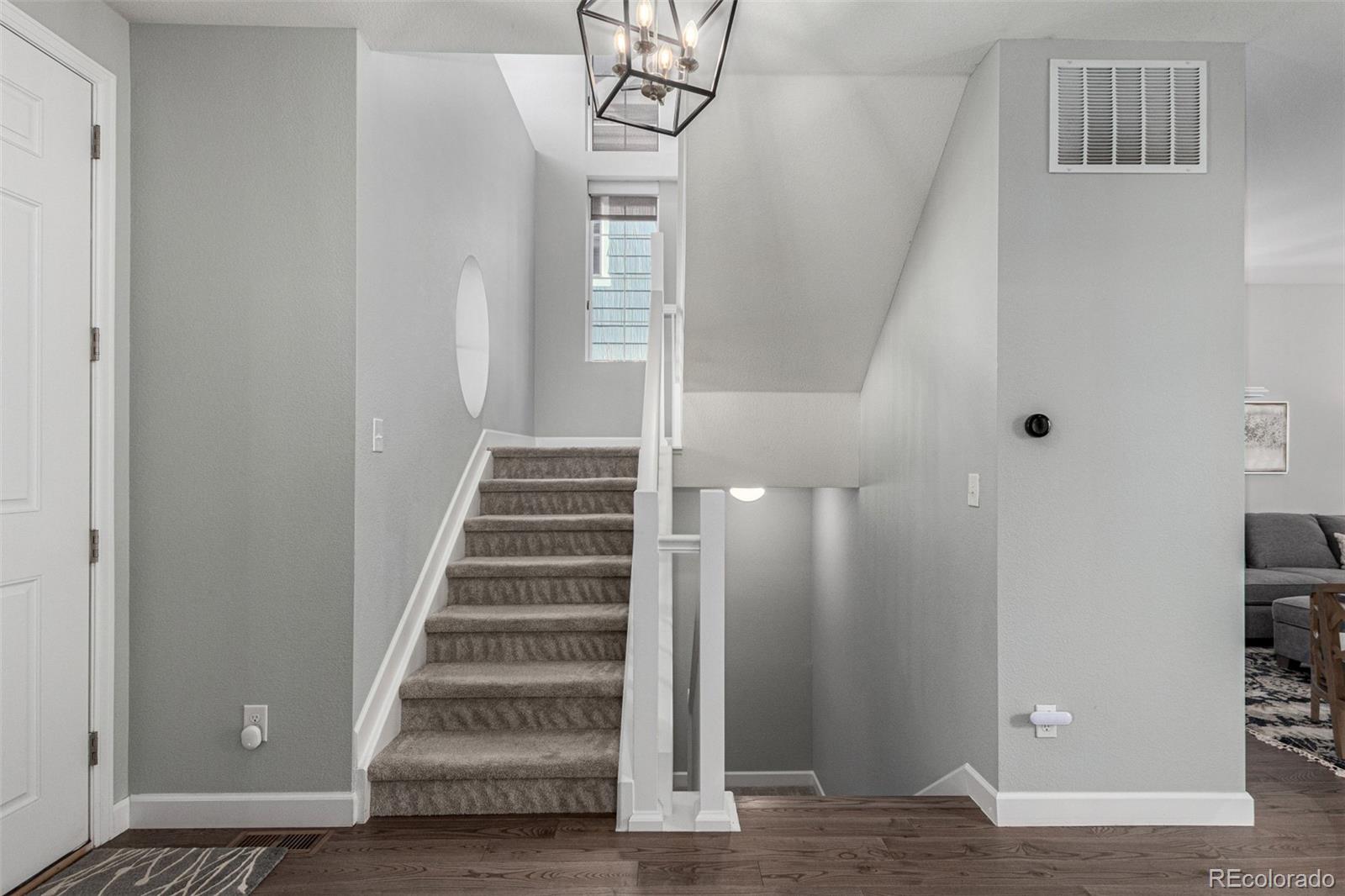 9084 E 37th Avenue, Denver, CO 80238, 5 Bedrooms Bedrooms, ,4 BathroomsBathrooms,Residential,For Sale,37th,REC4585365