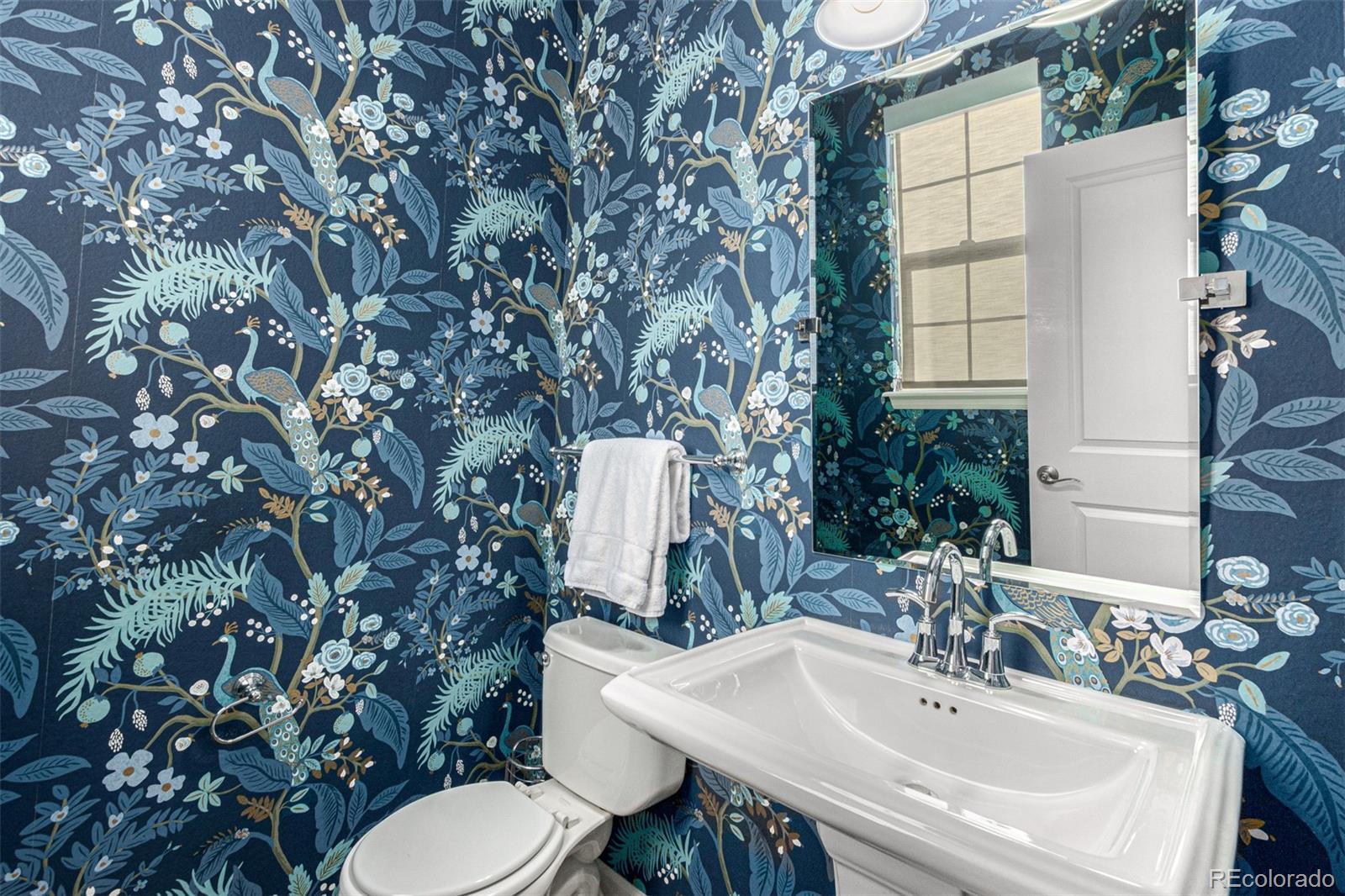 9084 E 37th Avenue, Denver, CO 80238, 5 Bedrooms Bedrooms, ,4 BathroomsBathrooms,Residential,For Sale,37th,REC4585365