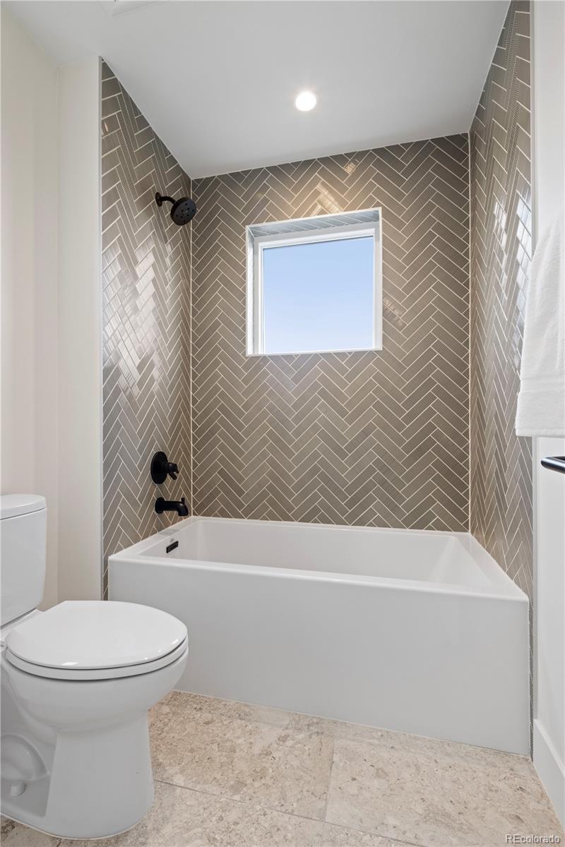 1231 Perry Street #2, Denver, CO 80204, 3 Bedrooms Bedrooms, ,4 BathroomsBathrooms,Residential,For Sale,Perry,REC4162532