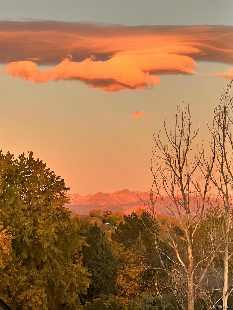 1854 Jules Lane, Louisville, CO 80027, 2 Bedrooms Bedrooms, ,3 BathroomsBathrooms,Residential,For Sale,Jules,REC6310056