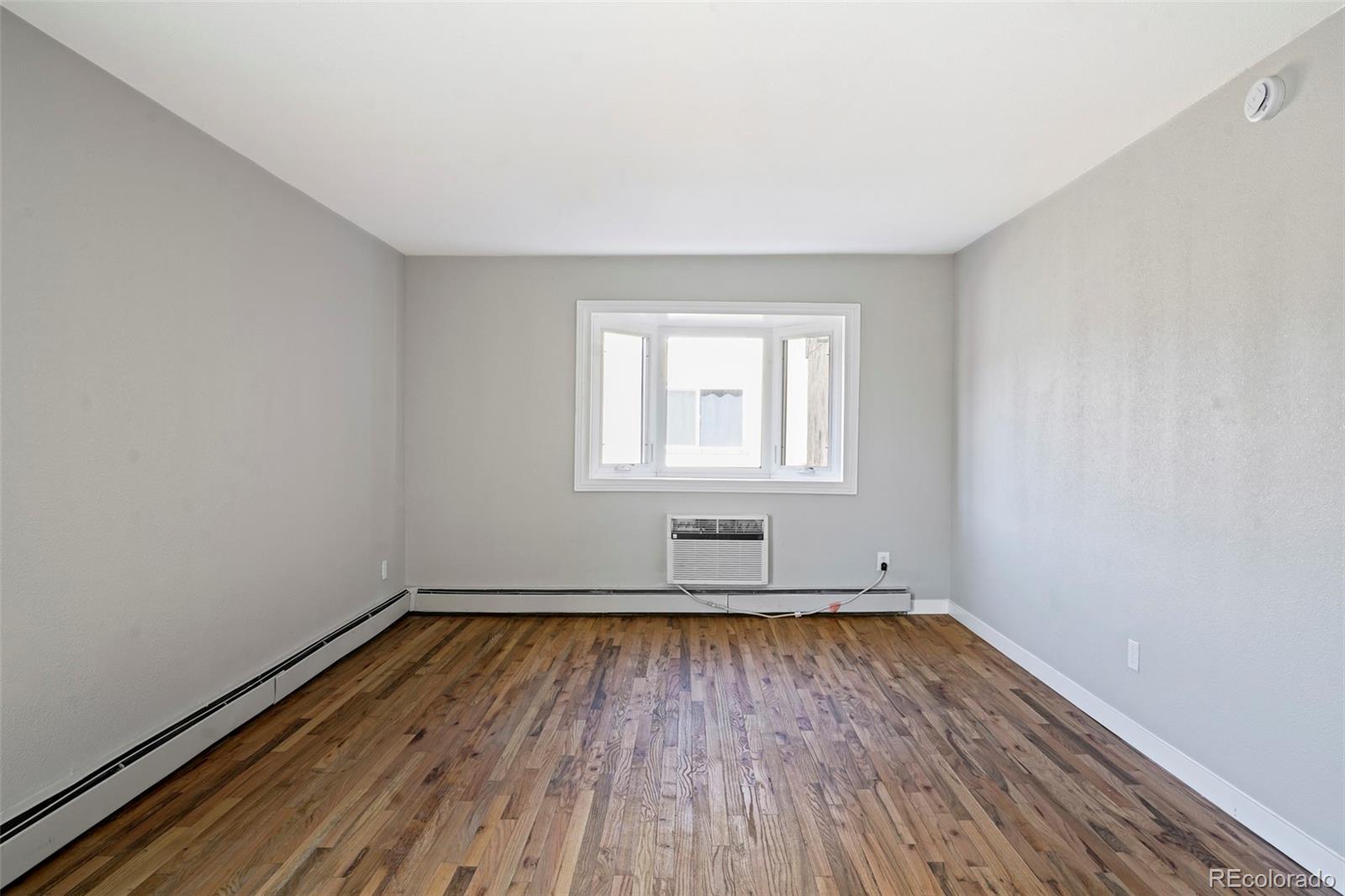 4255 Loomis Avenue, Colorado Springs, CO 80906, 8 Bedrooms Bedrooms, ,4 BathroomsBathrooms,Income,For Sale,Loomis,REC7298185