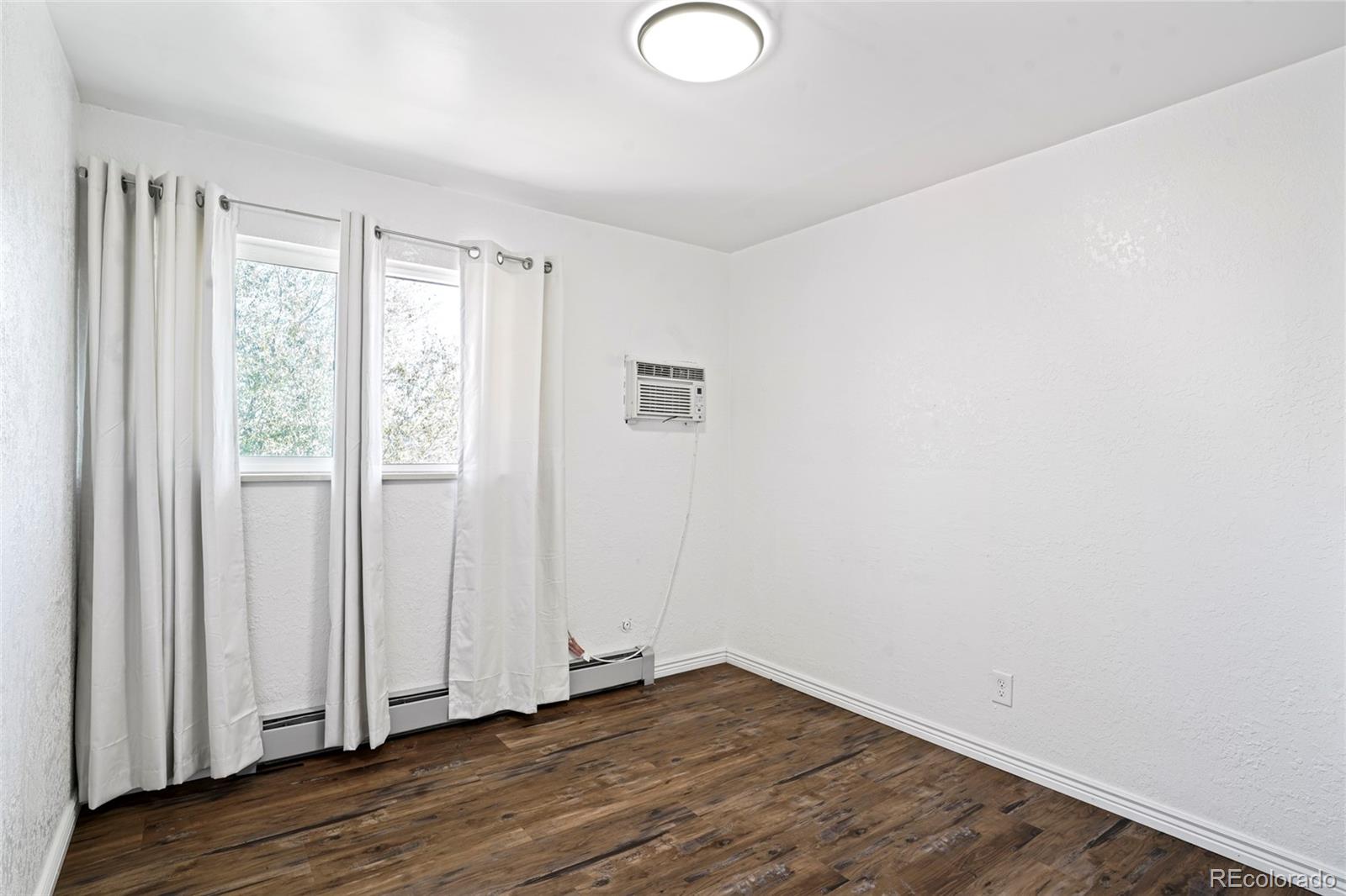 4255 Loomis Avenue, Colorado Springs, CO 80906, 8 Bedrooms Bedrooms, ,4 BathroomsBathrooms,Income,For Sale,Loomis,REC7298185