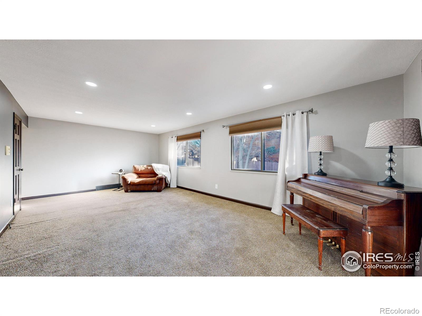 1939 27th Avenue, Greeley, CO 80634, 3 Bedrooms Bedrooms, ,2 BathroomsBathrooms,Residential,For Sale,27th,RECIR1023044