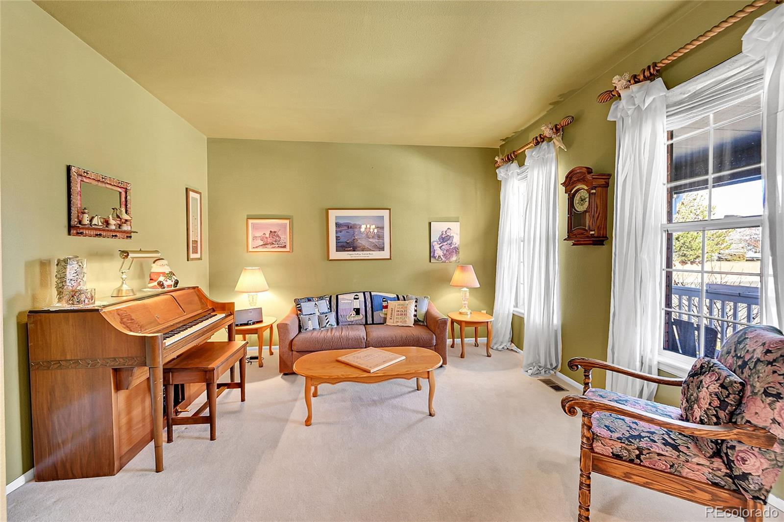 9609 Golden Eagle Drive, Highlands Ranch, CO 80129, 5 Bedrooms Bedrooms, ,4 BathroomsBathrooms,Residential,For Sale,Golden Eagle,REC6152177