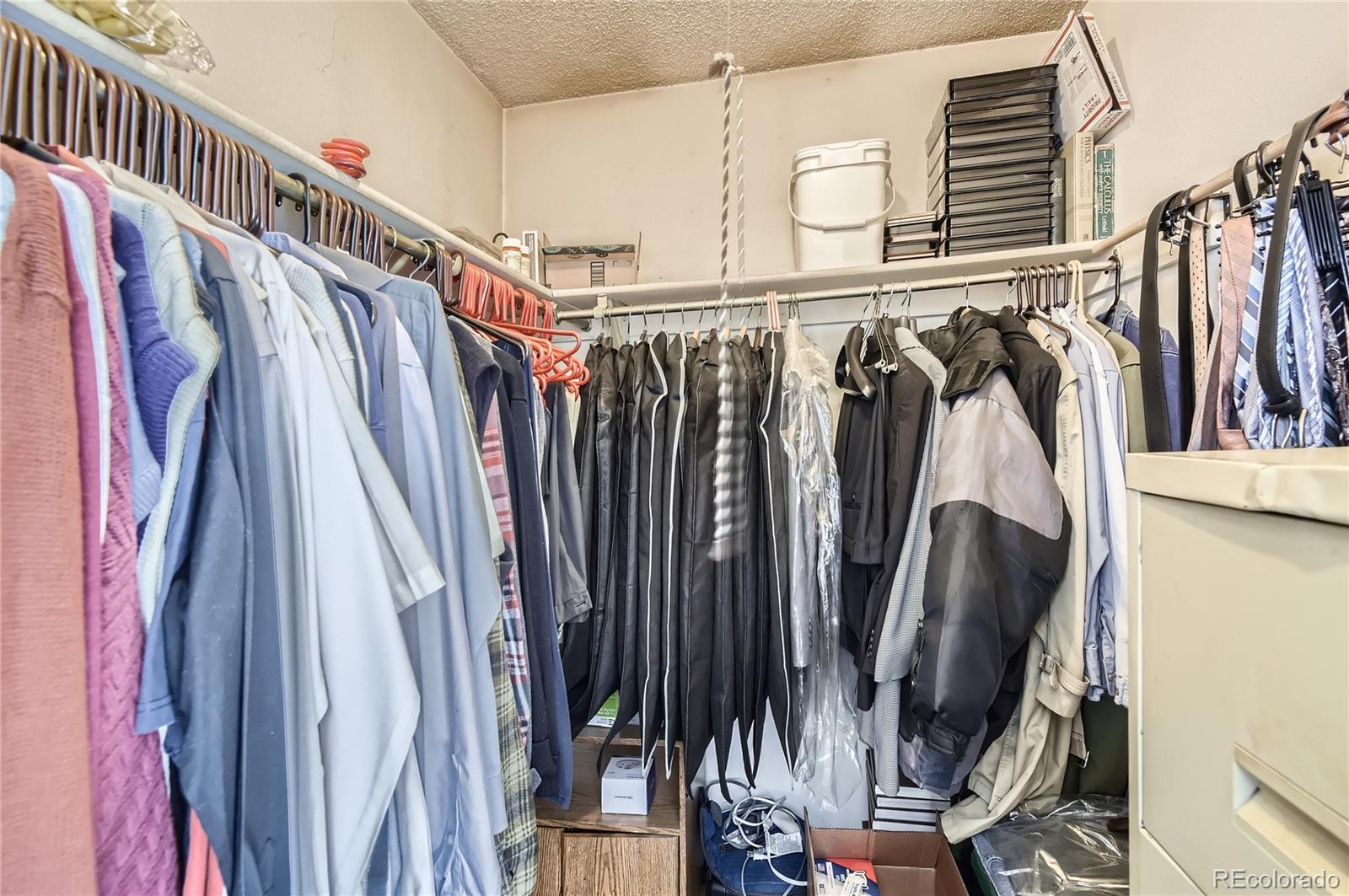 4238 Freeport Way, Denver, CO 80239, 3 Bedrooms Bedrooms, ,2 BathroomsBathrooms,Residential,For Sale,Freeport,REC1759451