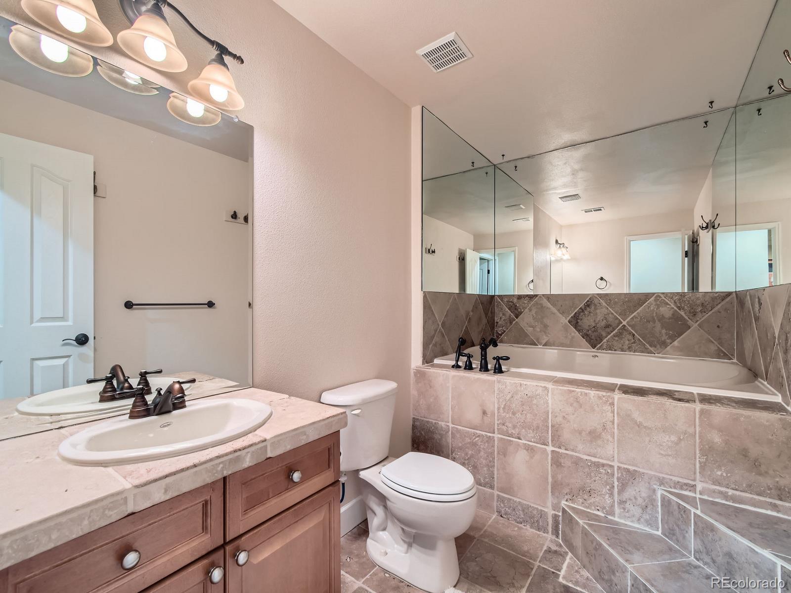 15501 112th Avenue #30D, Commerce City, CO 80022, 3 Bedrooms Bedrooms, ,4 BathroomsBathrooms,Residential,For Sale,112th,REC4616776