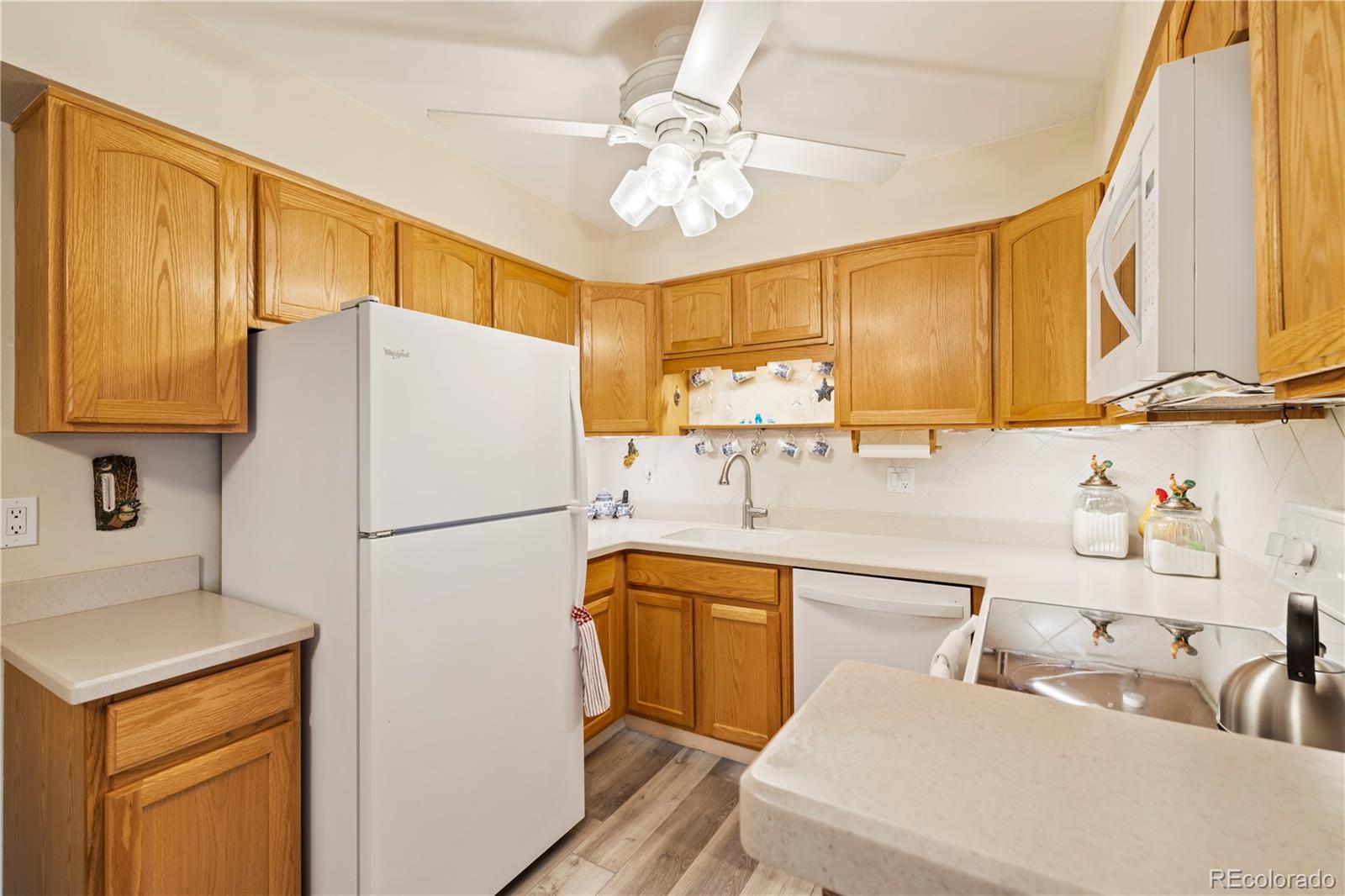 11987 Harvard Avenue #101, Aurora, CO 80014, 2 Bedrooms Bedrooms, ,2 BathroomsBathrooms,Residential,For Sale,Telegraph Hill,Harvard,REC4528356