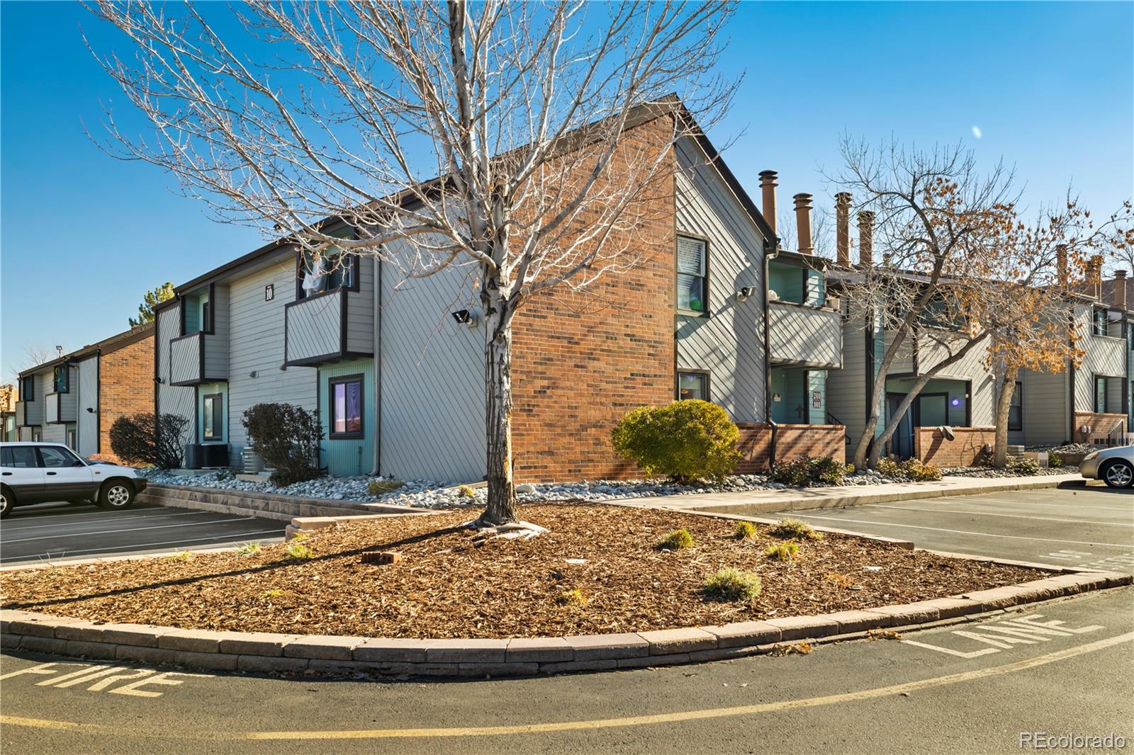 11987 Harvard Avenue #101, Aurora, CO 80014, 2 Bedrooms Bedrooms, ,2 BathroomsBathrooms,Residential,For Sale,Telegraph Hill,Harvard,REC4528356