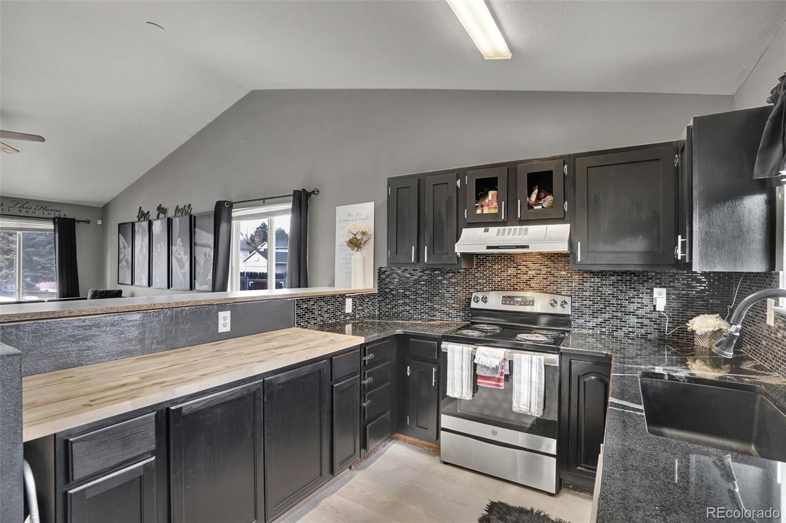 375 Oneil Court, Colorado Springs, CO 80911, 3 Bedrooms Bedrooms, ,5 BathroomsBathrooms,Residential,For Sale,Oneil,REC9023418