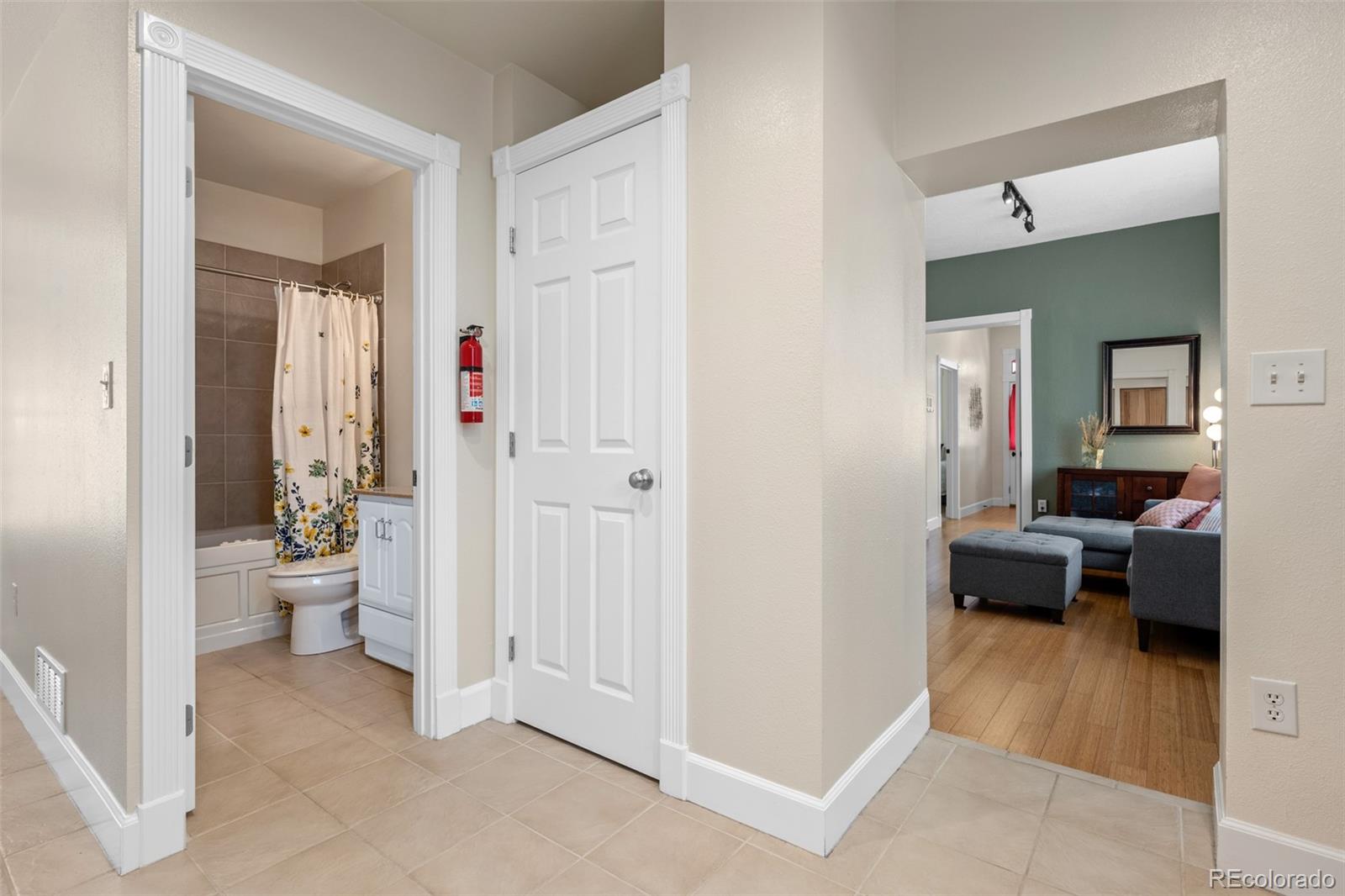 3027 Lawrence Street, Denver, CO 80205, 3 Bedrooms Bedrooms, ,2 BathroomsBathrooms,Income,For Sale,Lawrence,REC6064315