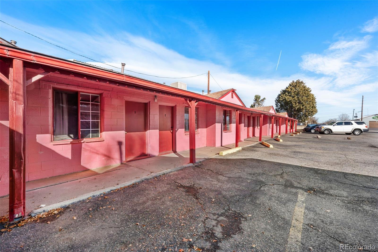 6231 Federal Boulevard, Denver, CO 80221, ,Commercial,For Sale,North Valley Motel,Federal,REC4203572