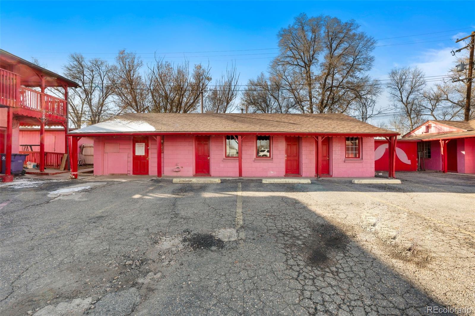 6231 Federal Boulevard, Denver, CO 80221, ,Commercial,For Sale,North Valley Motel,Federal,REC4203572