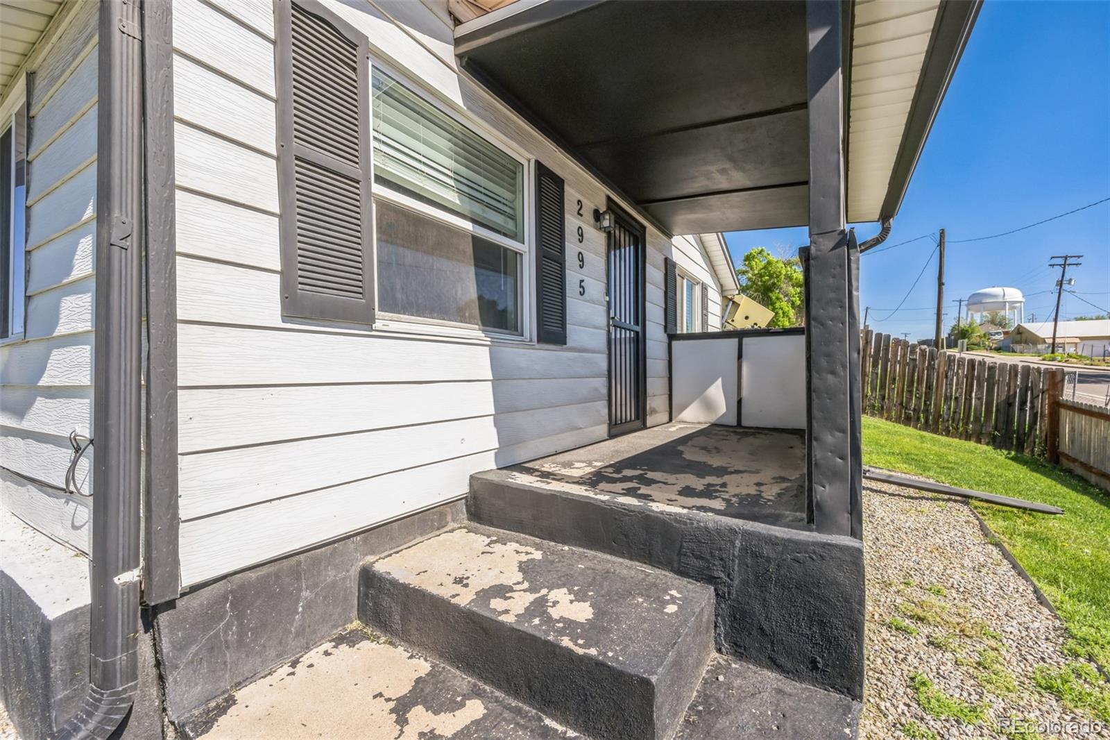 2995 S Zuni Street, Denver, CO 80236, 2 Bedrooms Bedrooms, ,1 BathroomBathrooms,Residential,For Sale,Zuni,REC4399009