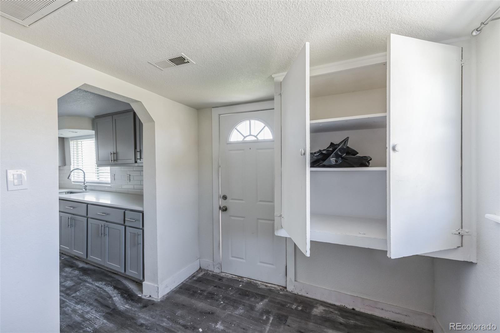 2995 S Zuni Street, Denver, CO 80236, 2 Bedrooms Bedrooms, ,1 BathroomBathrooms,Residential,For Sale,Zuni,REC4399009